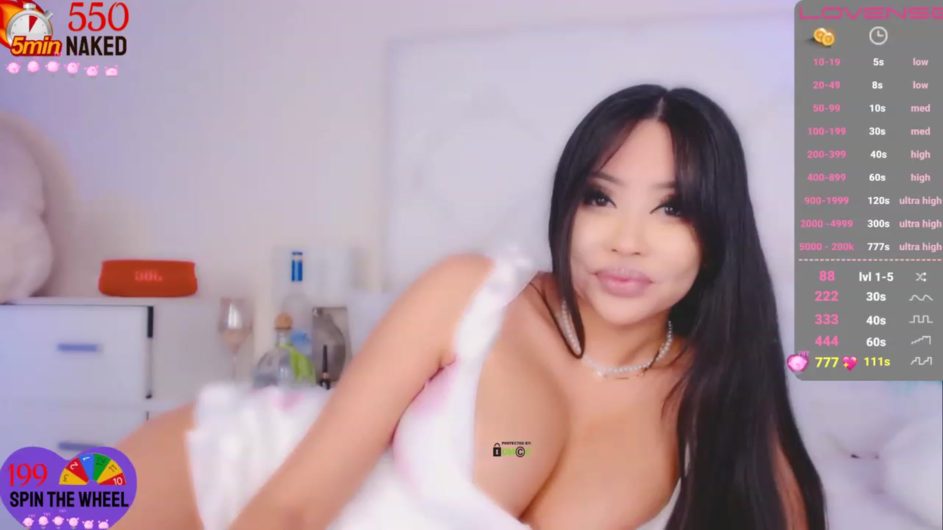 Gallery image thumbnail from Lucky_Star888's myfreecams stream on, 01/09/2024, 10:10 image 18 of 20