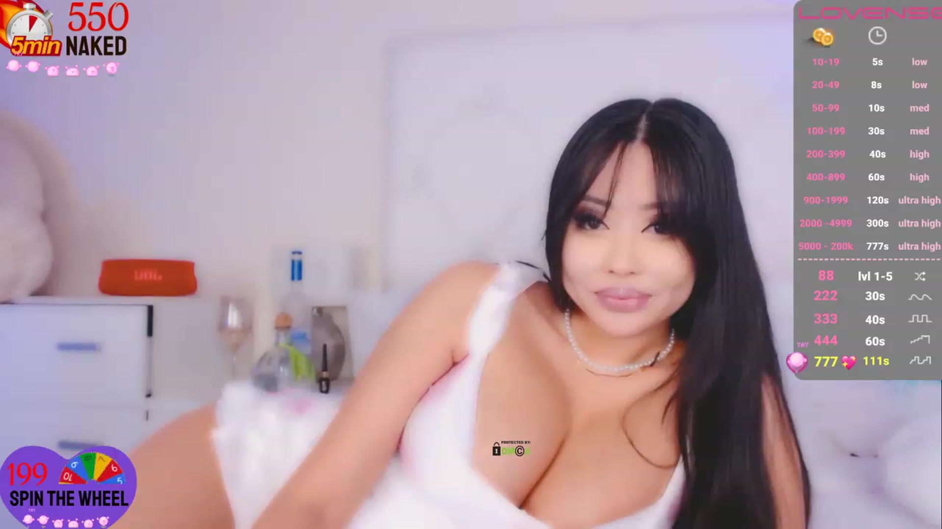 Gallery image thumbnail from Lucky_Star888's myfreecams stream on, 01/09/2024, 10:10 image 17 of 20