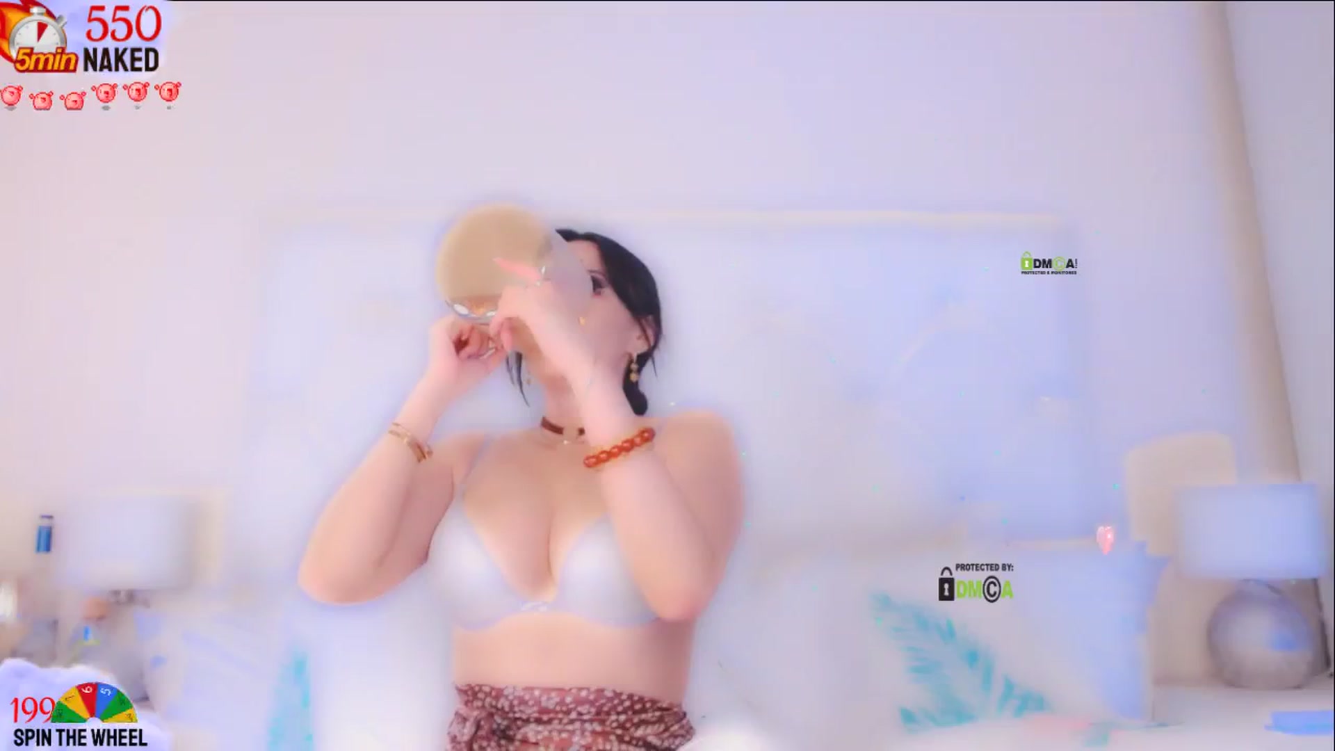 Gallery image thumbnail from Lucky_Star888's myfreecams stream on, 06/01/2024, 13:17 image 12 of 20
