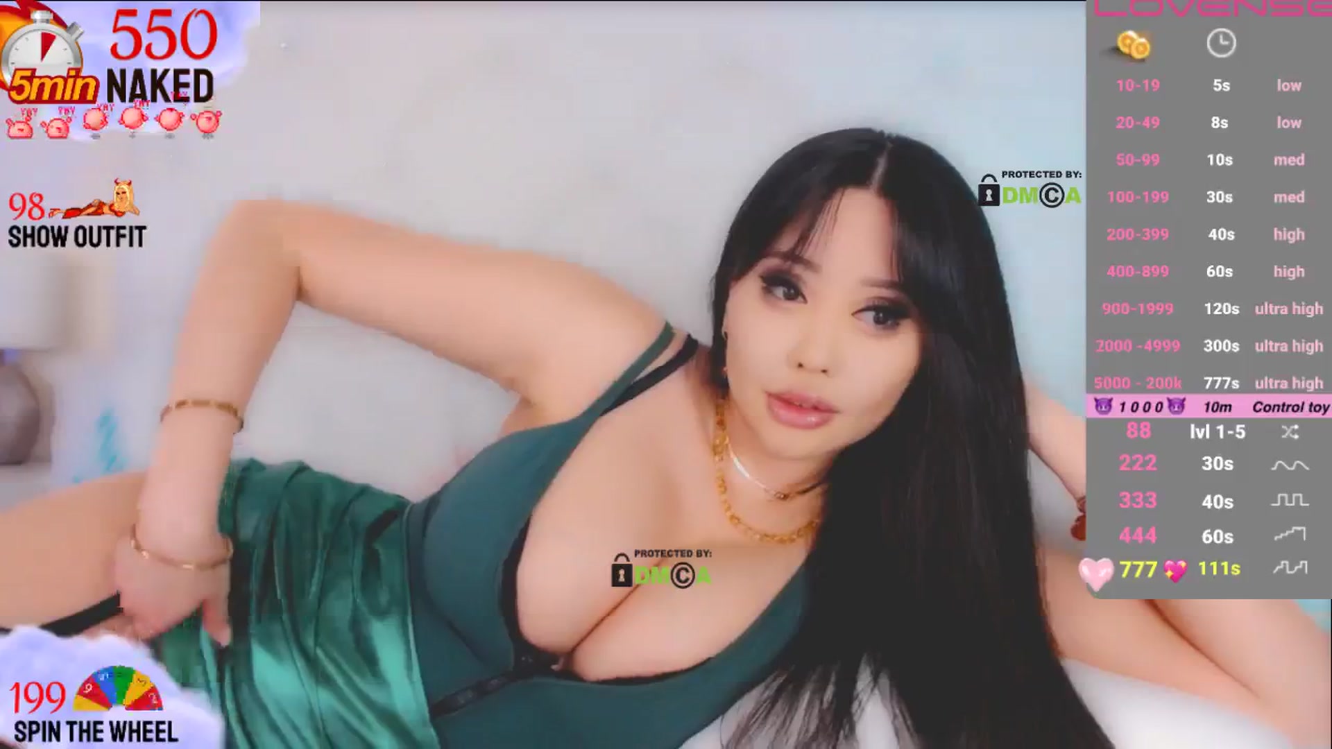 Gallery image thumbnail from Lucky_Star888's myfreecams stream on, 08/29/2024, 12:19 image 3 of 20