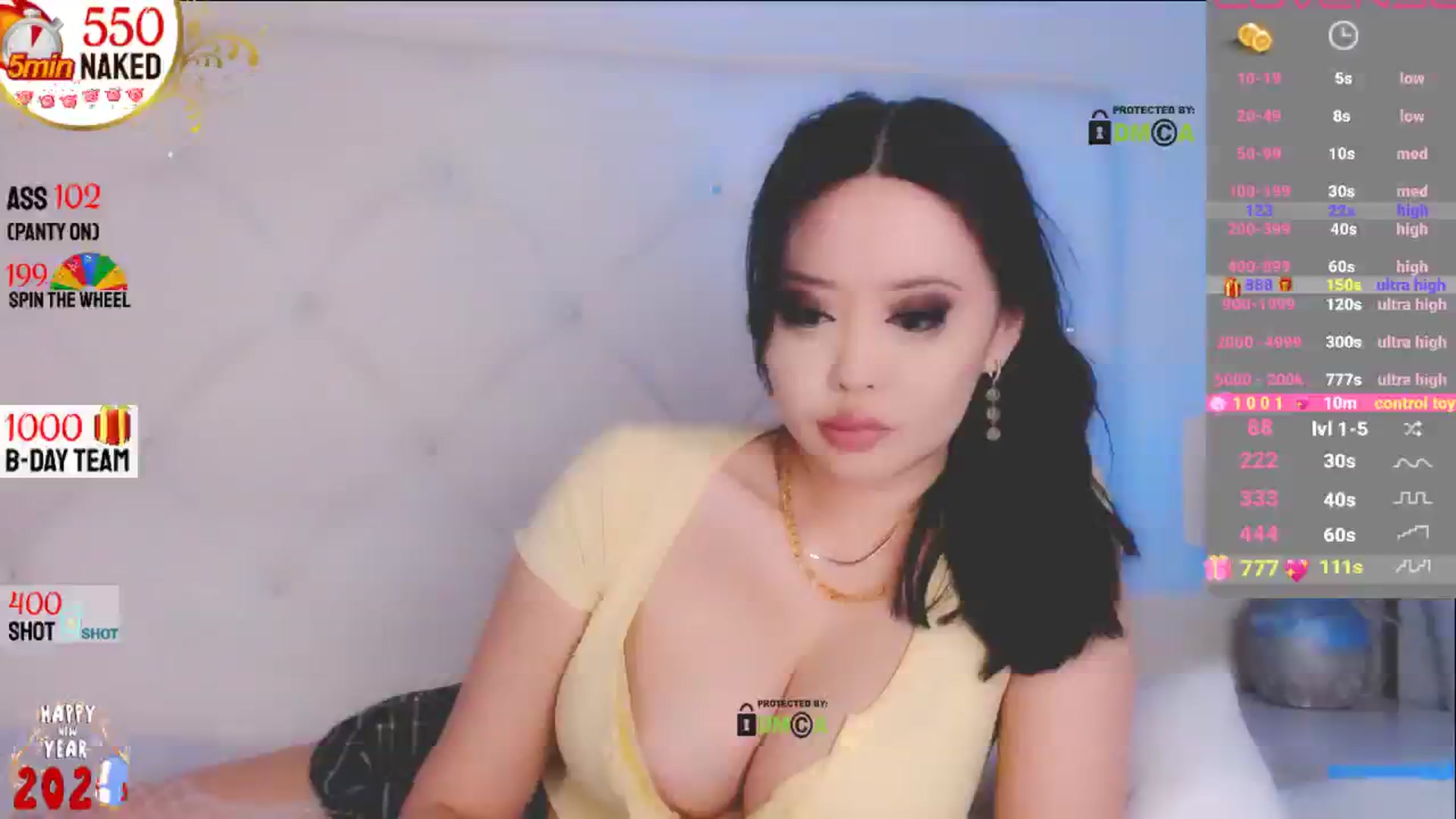 Gallery image thumbnail from Lucky_Star888's myfreecams stream on, 01/02/2025, 10:13 image 17 of 20