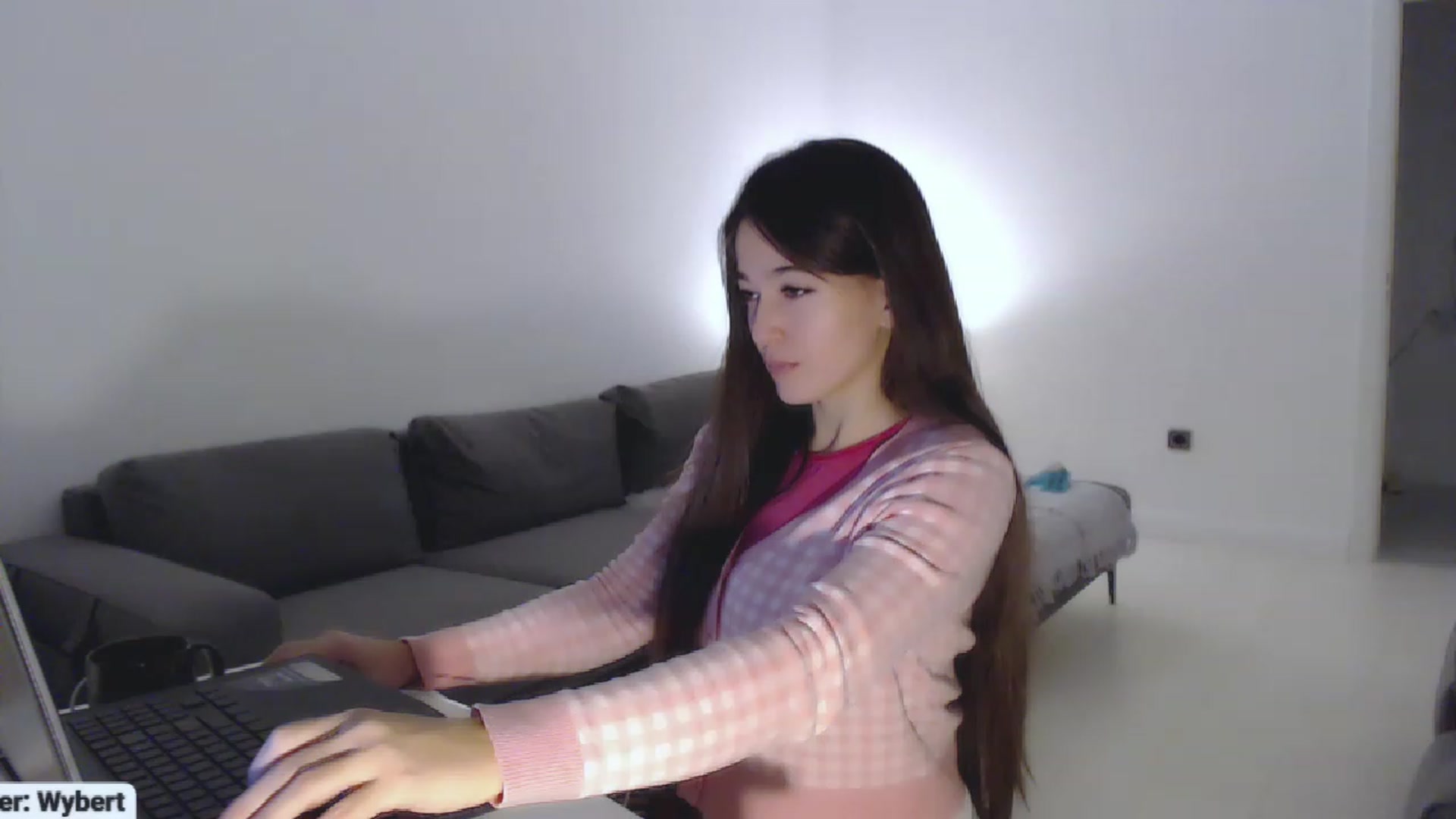 Gallery image thumbnail from Lucky_V's myfreecams stream on, 11/24/2022, 19:41 image 15 of 20