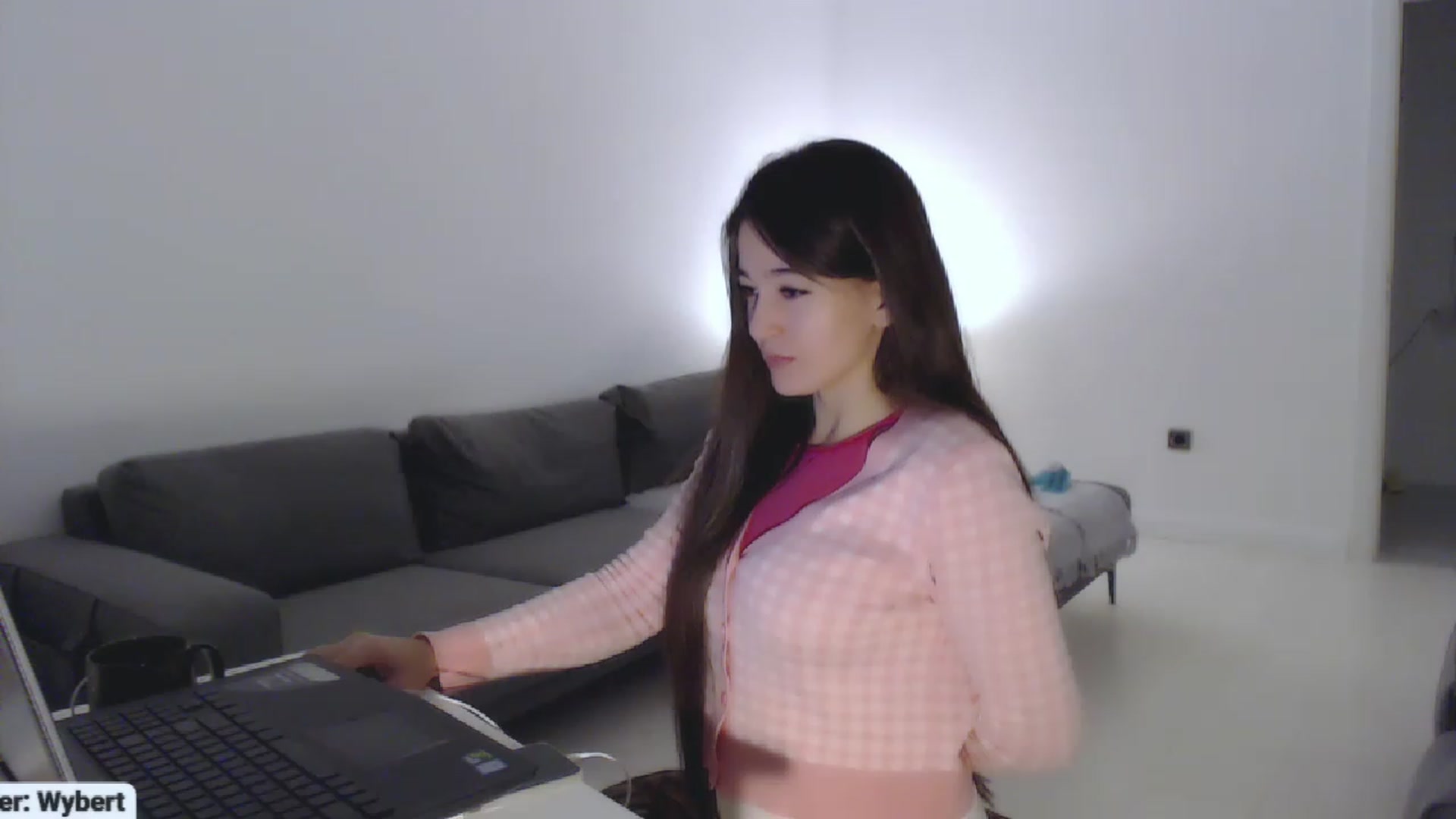 Gallery image thumbnail from Lucky_V's myfreecams stream on, 11/24/2022, 19:41 image 8 of 20
