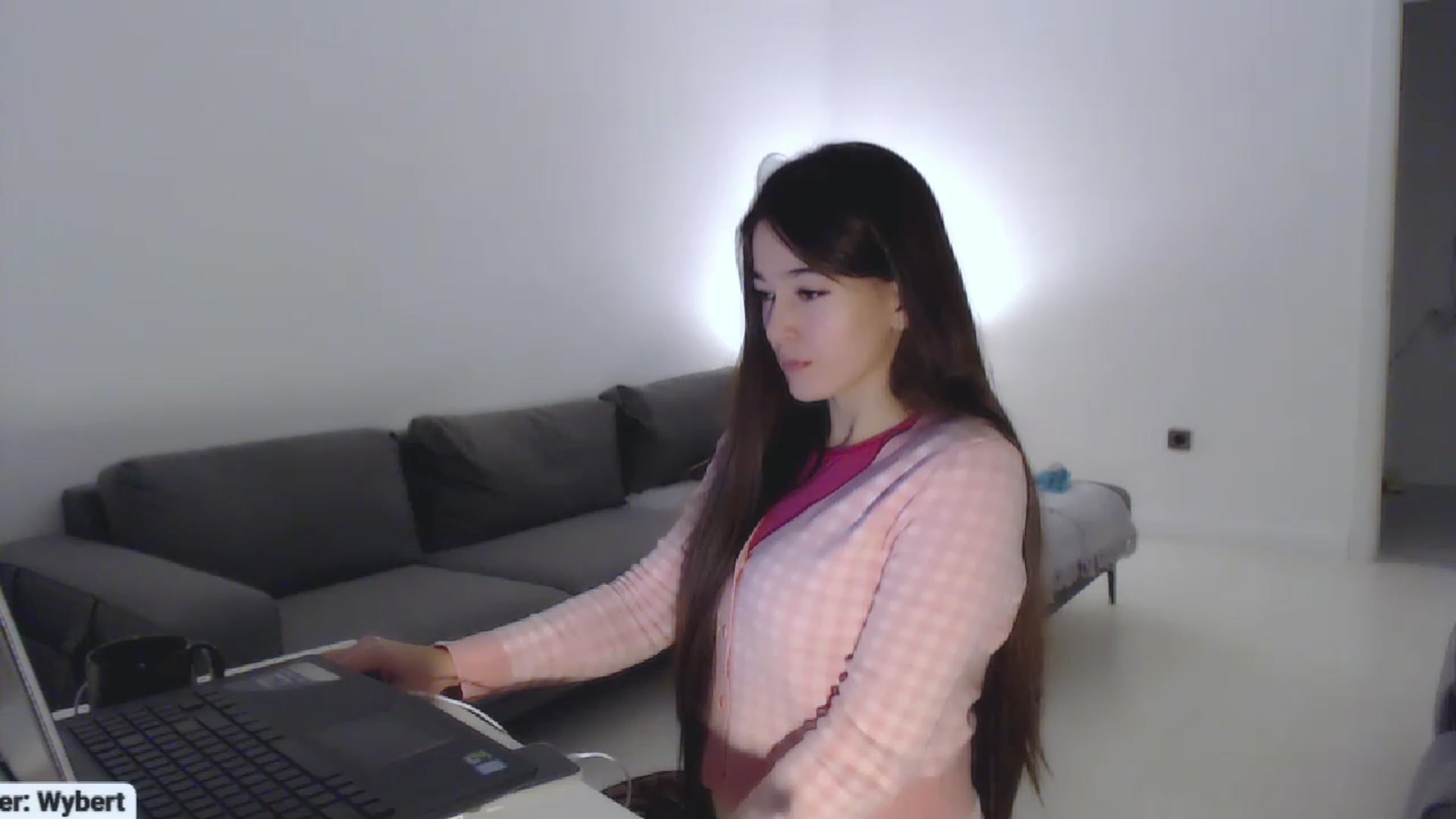 Gallery image thumbnail from Lucky_V's myfreecams stream on, 11/24/2022, 19:41 image 16 of 20