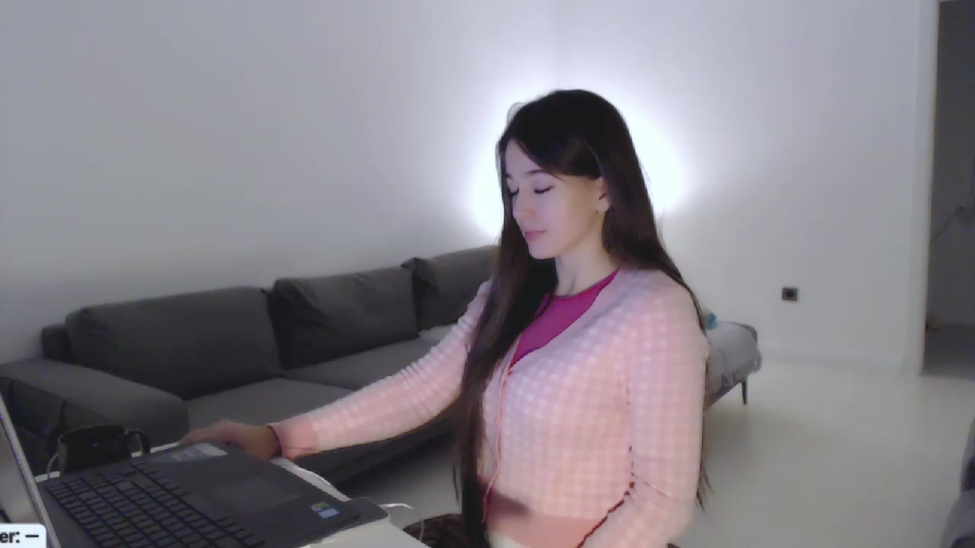 Gallery image thumbnail from Lucky_V's myfreecams stream on, 11/24/2022, 19:41 image 3 of 20