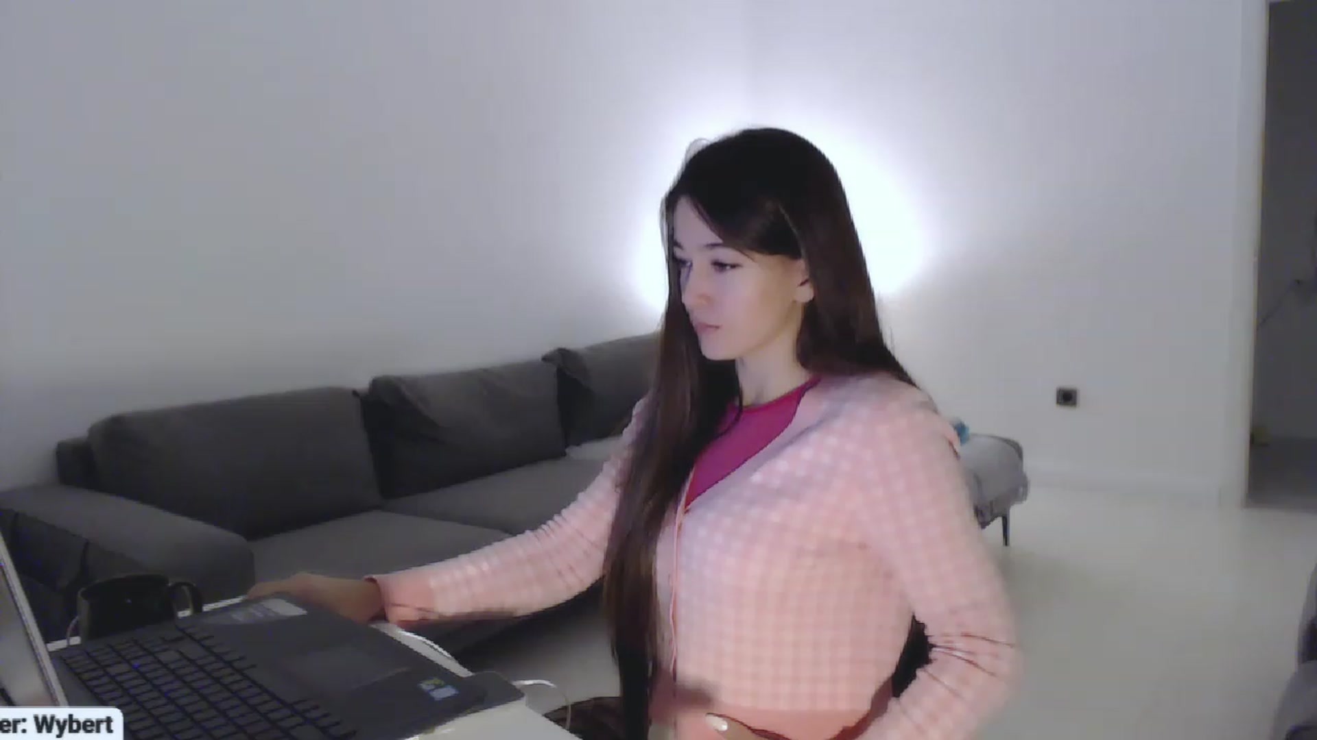 Gallery image thumbnail from Lucky_V's myfreecams stream on, 11/24/2022, 19:41 image 20 of 20