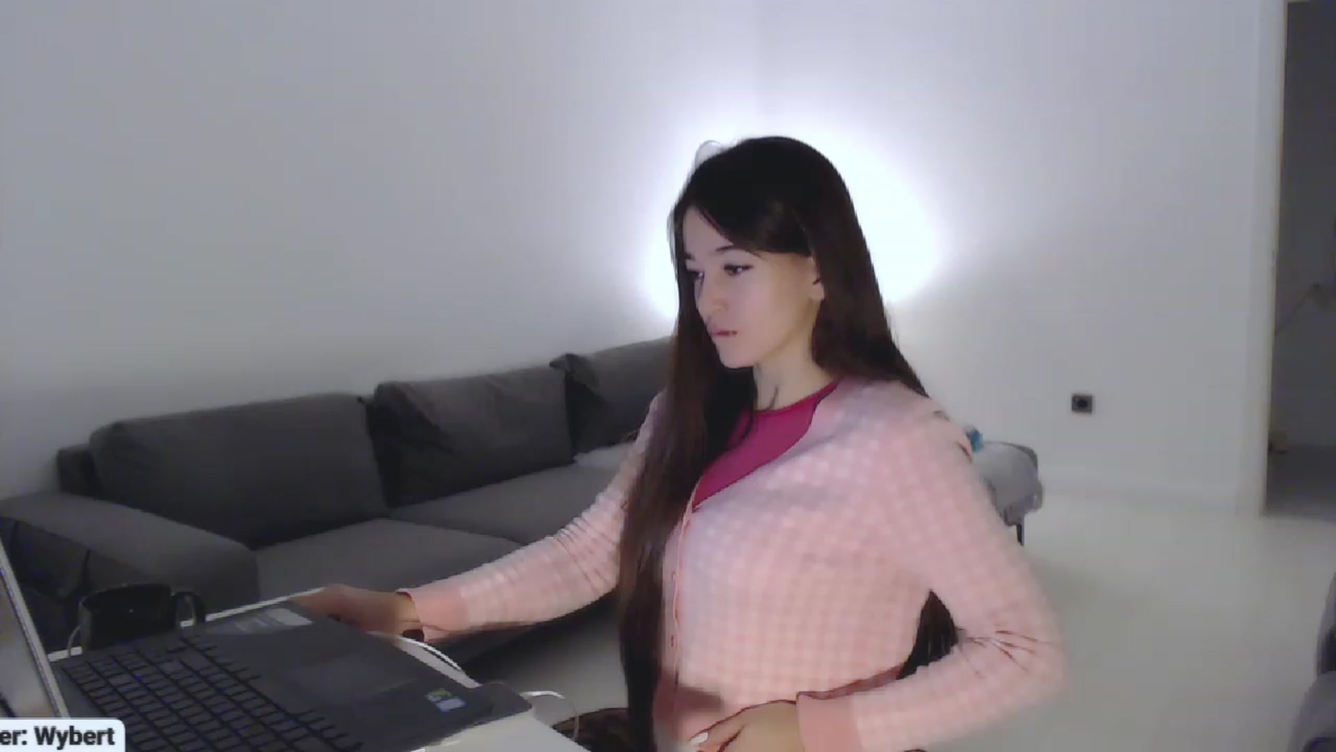 Gallery image thumbnail from Lucky_V's myfreecams stream on, 11/24/2022, 19:41 image 17 of 20