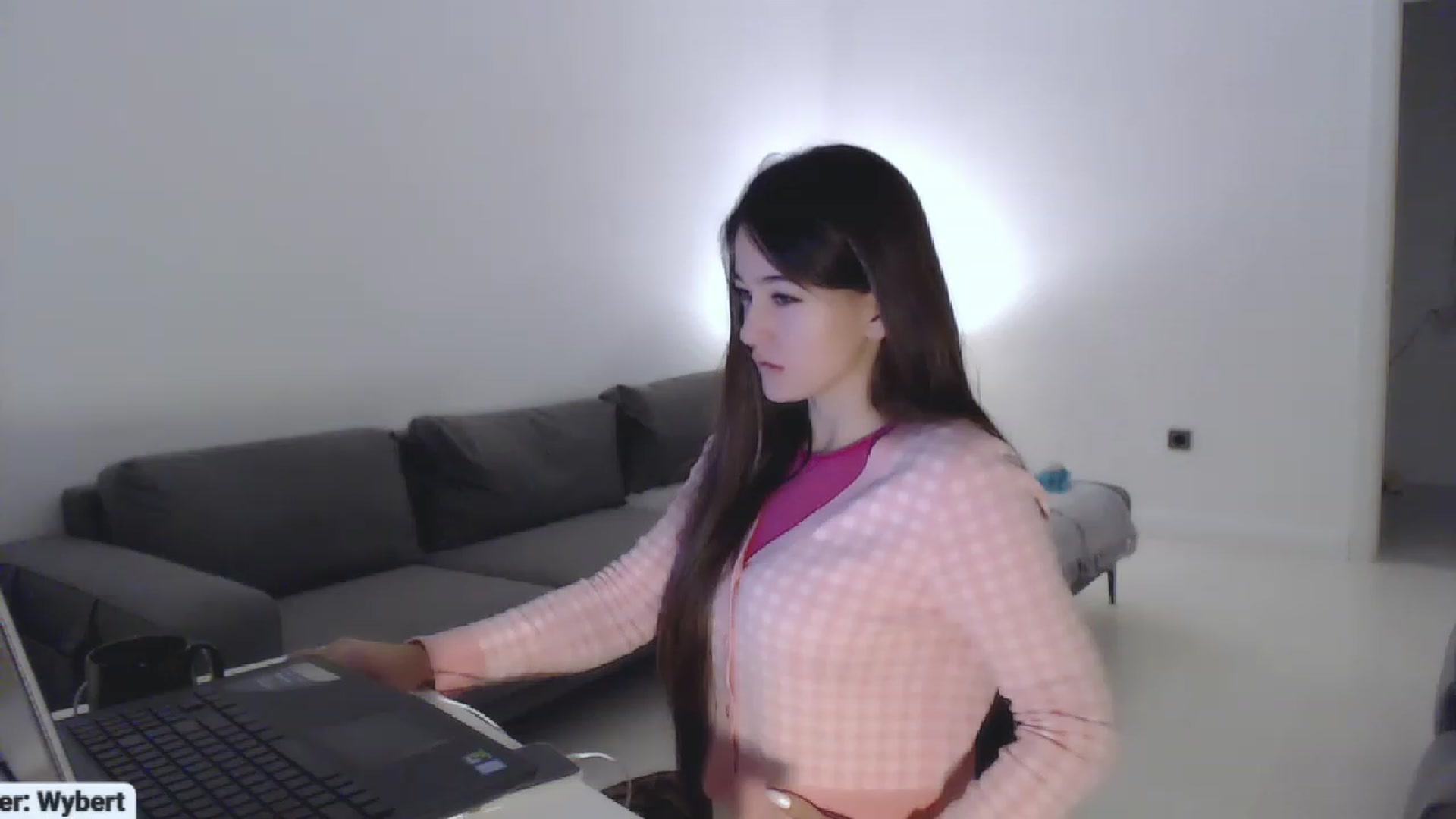 Gallery image thumbnail from Lucky_V's myfreecams stream on, 11/24/2022, 19:41 image 19 of 20