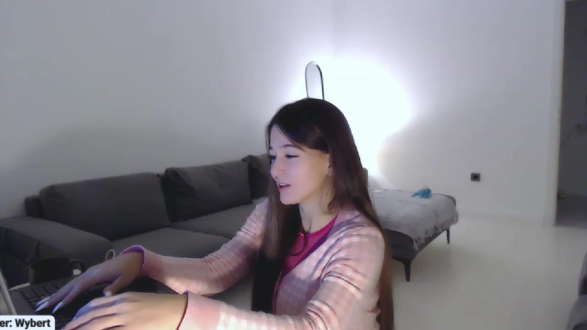 Gallery image thumbnail from Lucky_V's myfreecams stream on, 11/24/2022, 20:09 image 19 of 20