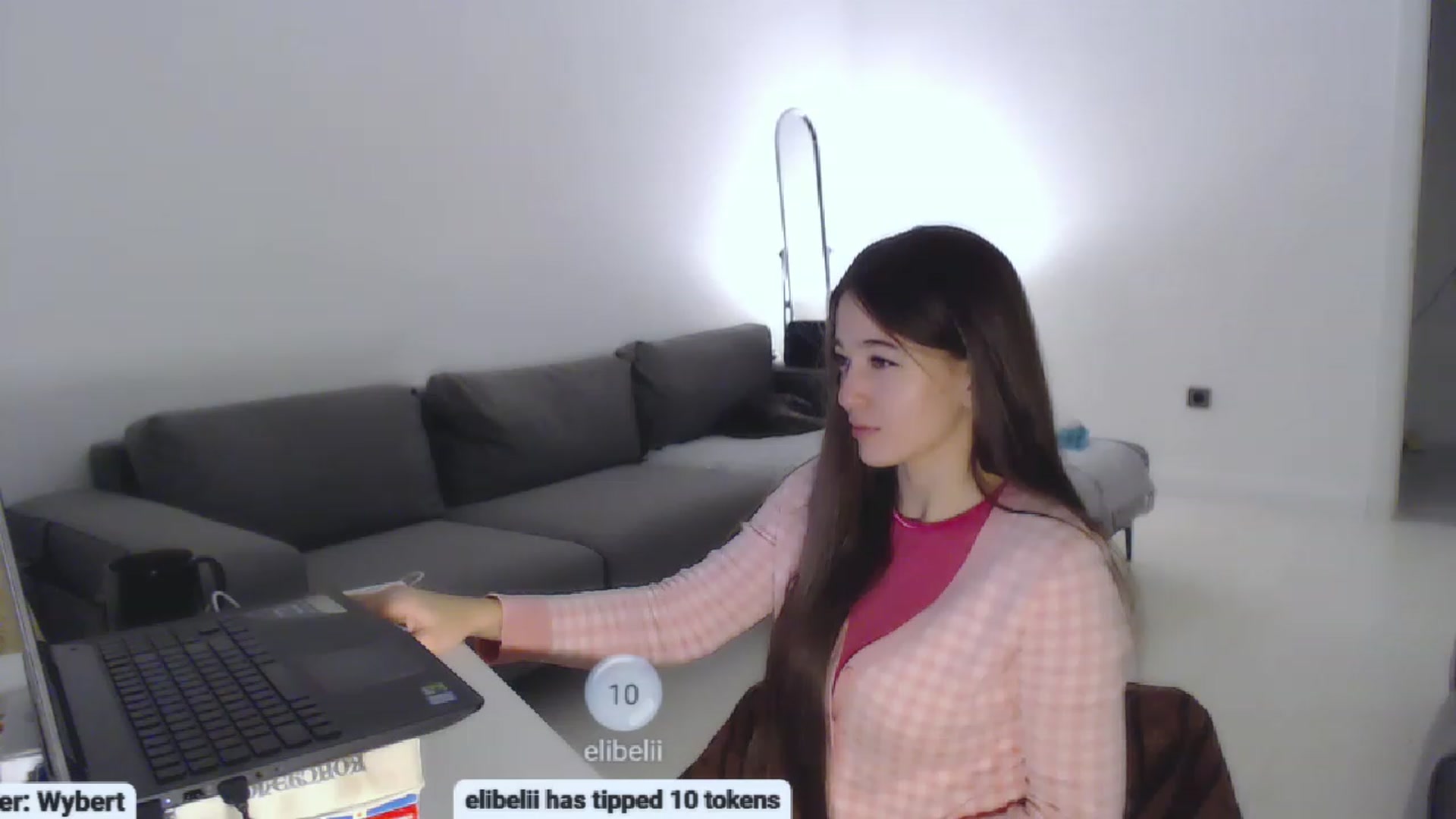 Gallery image thumbnail from Lucky_V's myfreecams stream on, 11/24/2022, 21:40 image 13 of 20