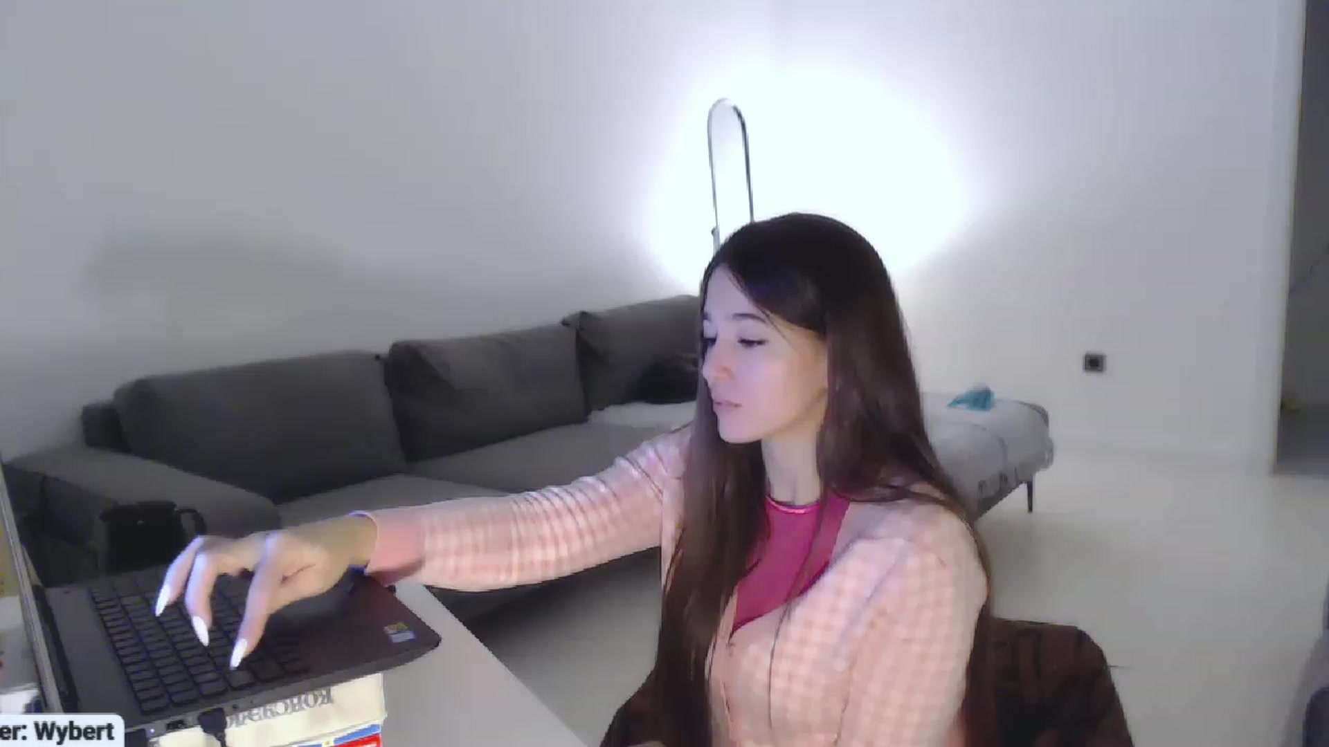 Gallery image thumbnail from Lucky_V's myfreecams stream on, 11/24/2022, 21:40 image 9 of 20