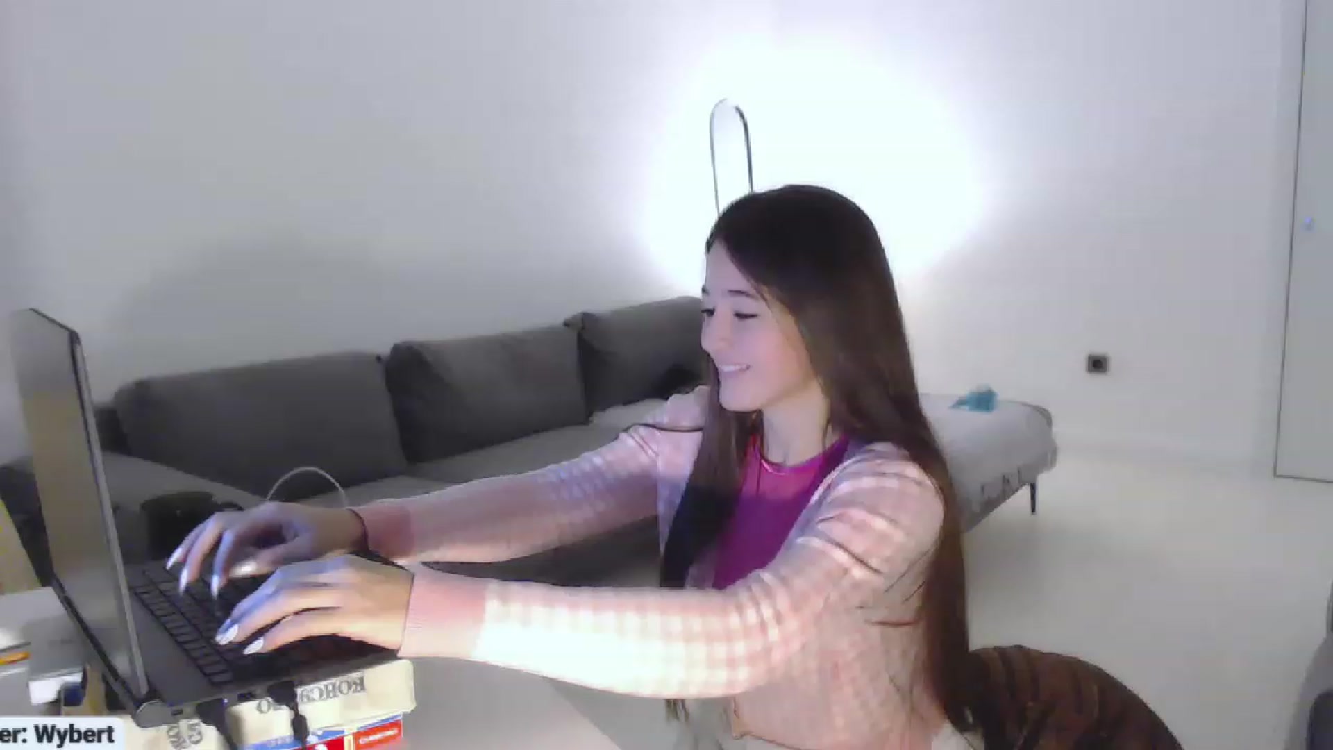 Gallery image thumbnail from Lucky_V's myfreecams stream on, 11/24/2022, 23:52 image 19 of 20