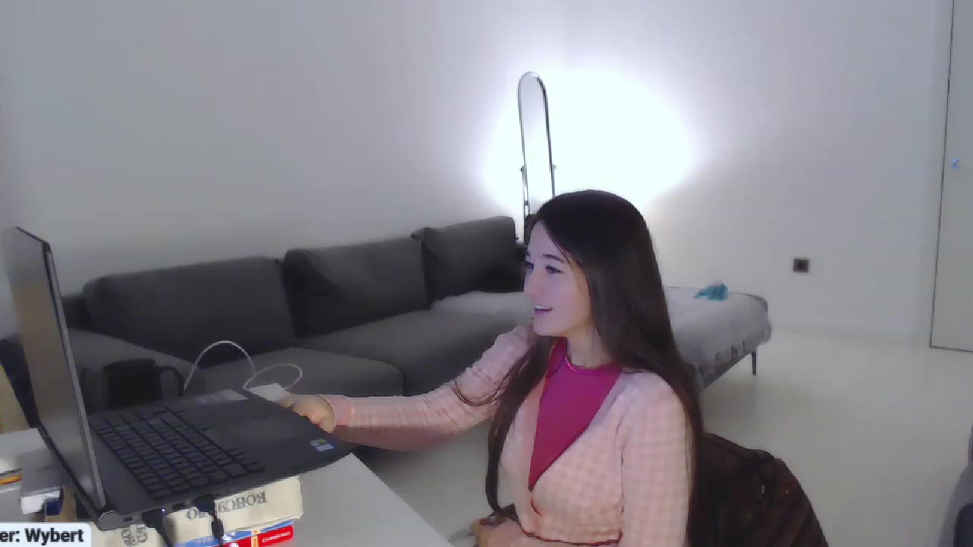 Gallery image thumbnail from Lucky_V's myfreecams stream on, 11/24/2022, 23:52 image 15 of 20