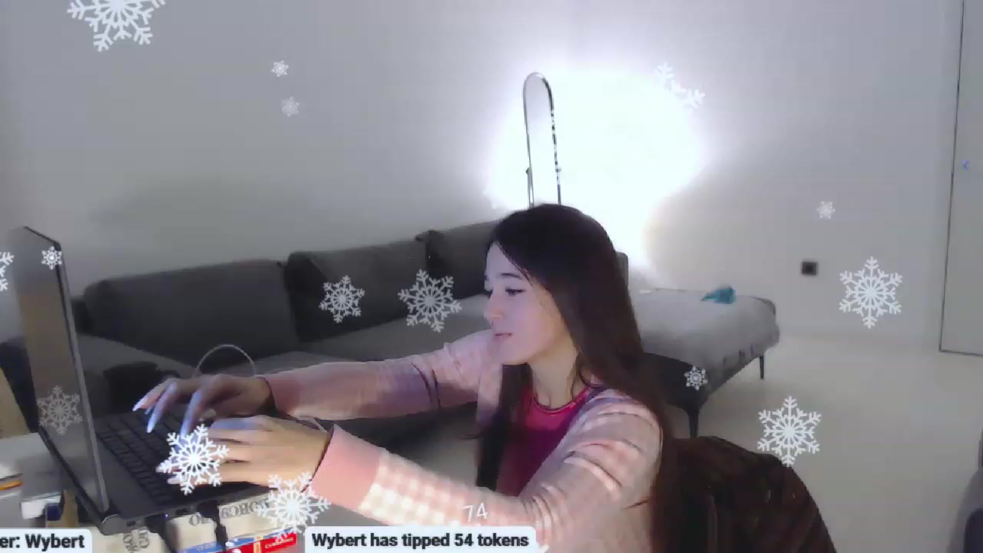 Gallery image thumbnail from Lucky_V's myfreecams stream on, 11/24/2022, 23:52 image 18 of 20