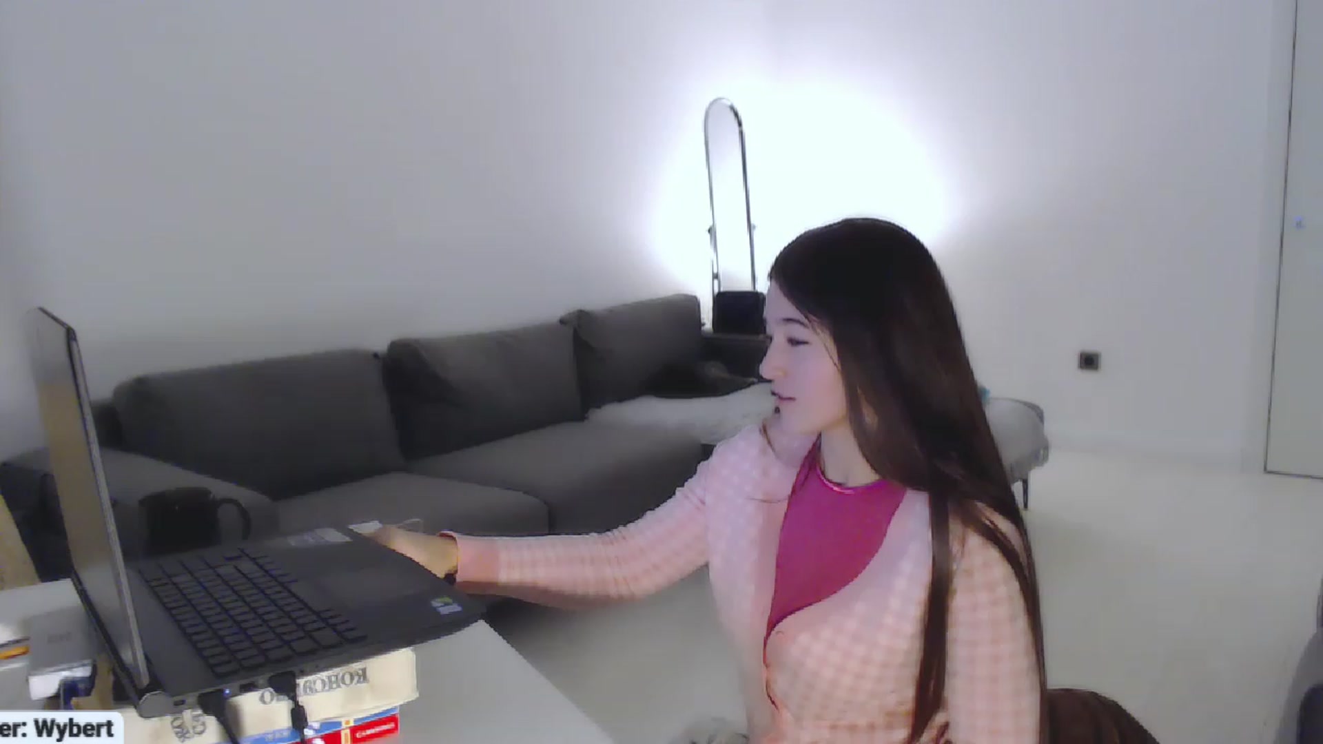 Gallery image thumbnail from Lucky_V's myfreecams stream on, 11/25/2022, 24:11 image 14 of 20