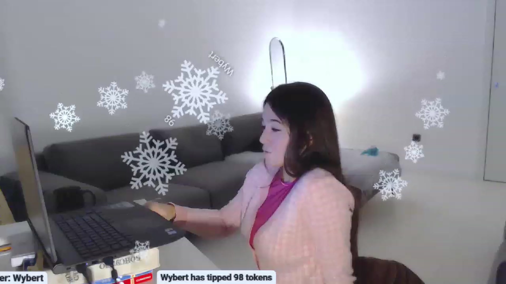 Gallery image thumbnail from Lucky_V's myfreecams stream on, 11/25/2022, 24:11 image 13 of 20