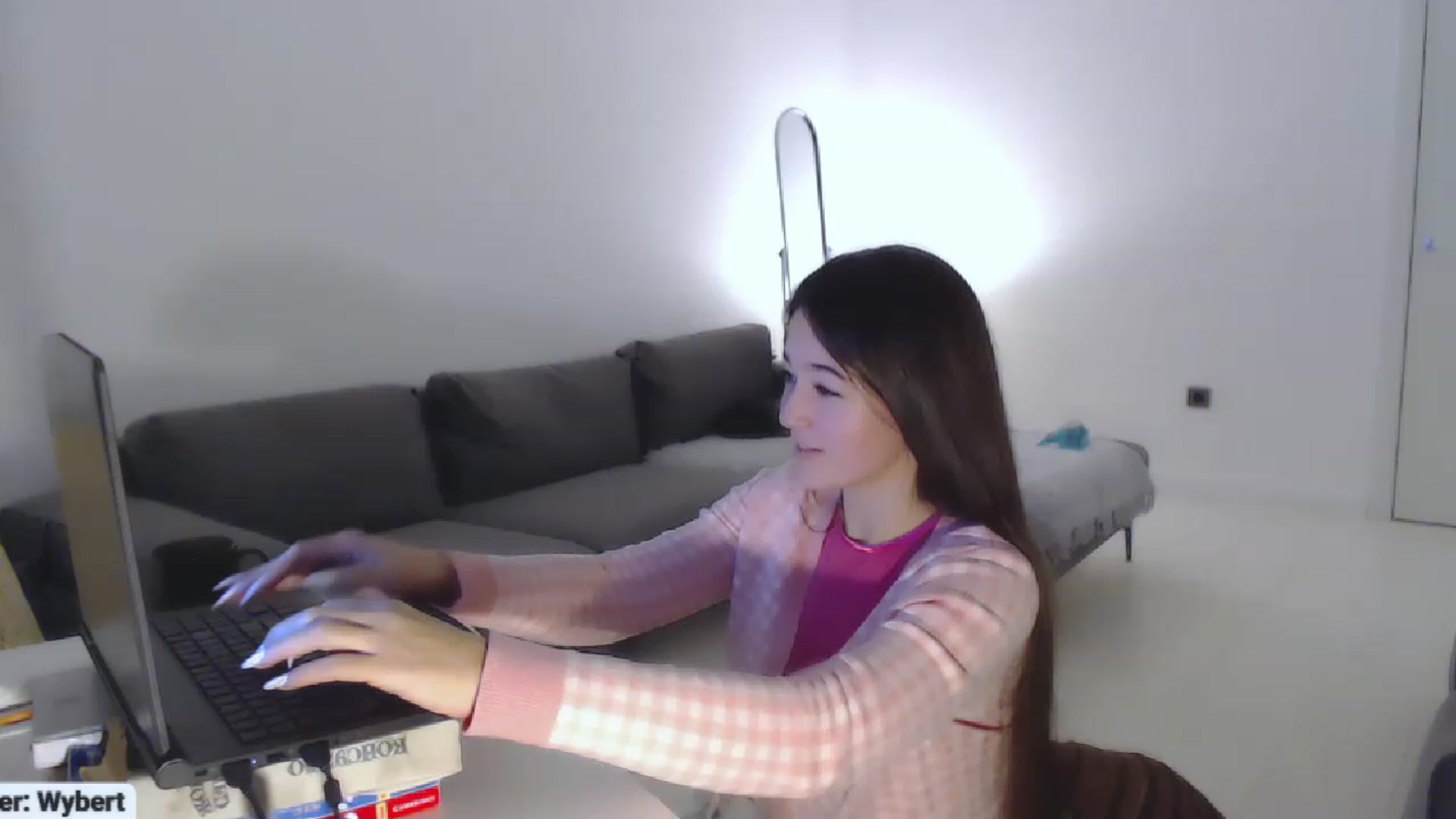 Gallery image thumbnail from Lucky_V's myfreecams stream on, 11/25/2022, 24:11 image 12 of 20
