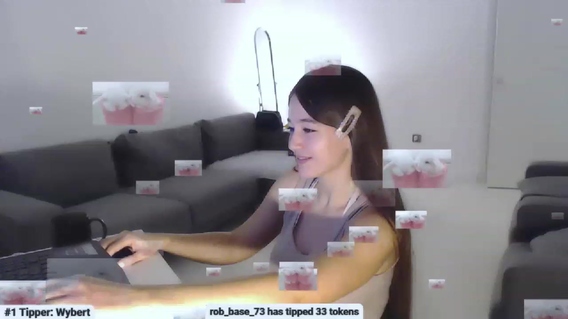 Gallery image thumbnail from Lucky_V's myfreecams stream on, 11/25/2022, 20:47 image 17 of 20