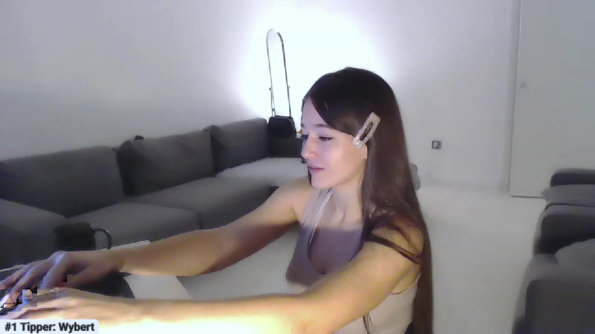 Gallery image thumbnail from Lucky_V's myfreecams stream on, 11/25/2022, 20:47 image 4 of 20