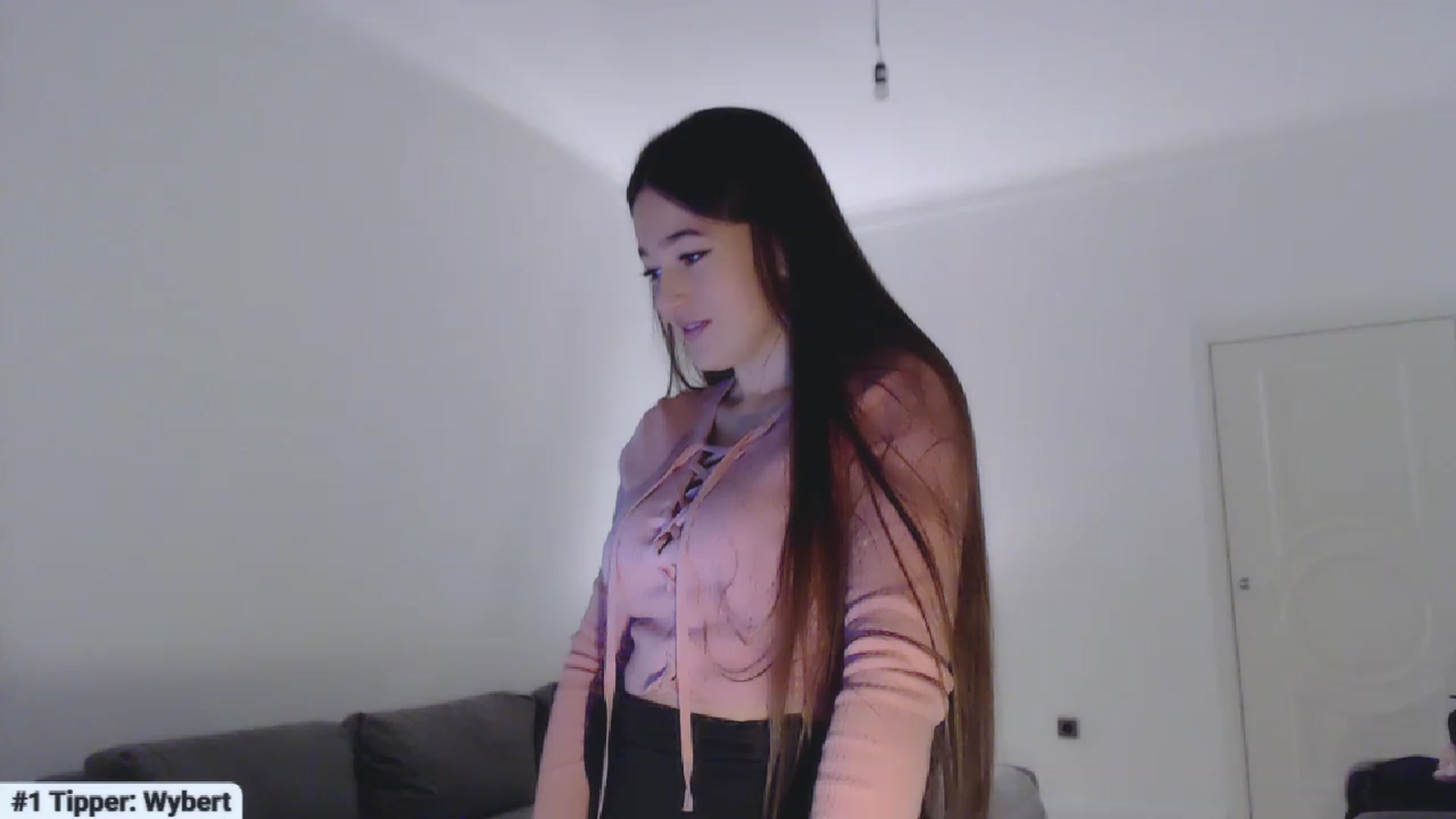 Gallery image thumbnail from Lucky_V's myfreecams stream on, 11/27/2022, 21:01 image 17 of 20