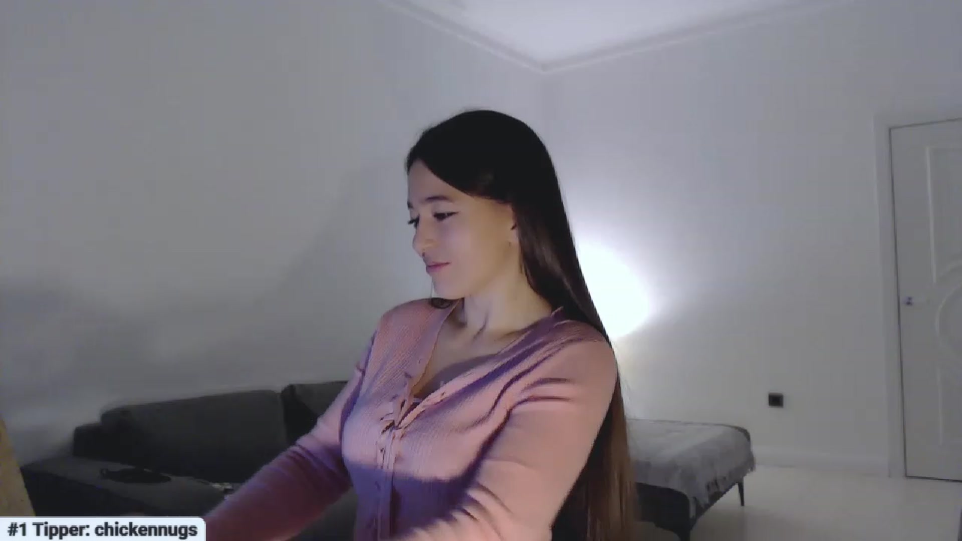 Gallery image thumbnail from Lucky_V's myfreecams stream on, 11/28/2022, 21:38 image 8 of 20