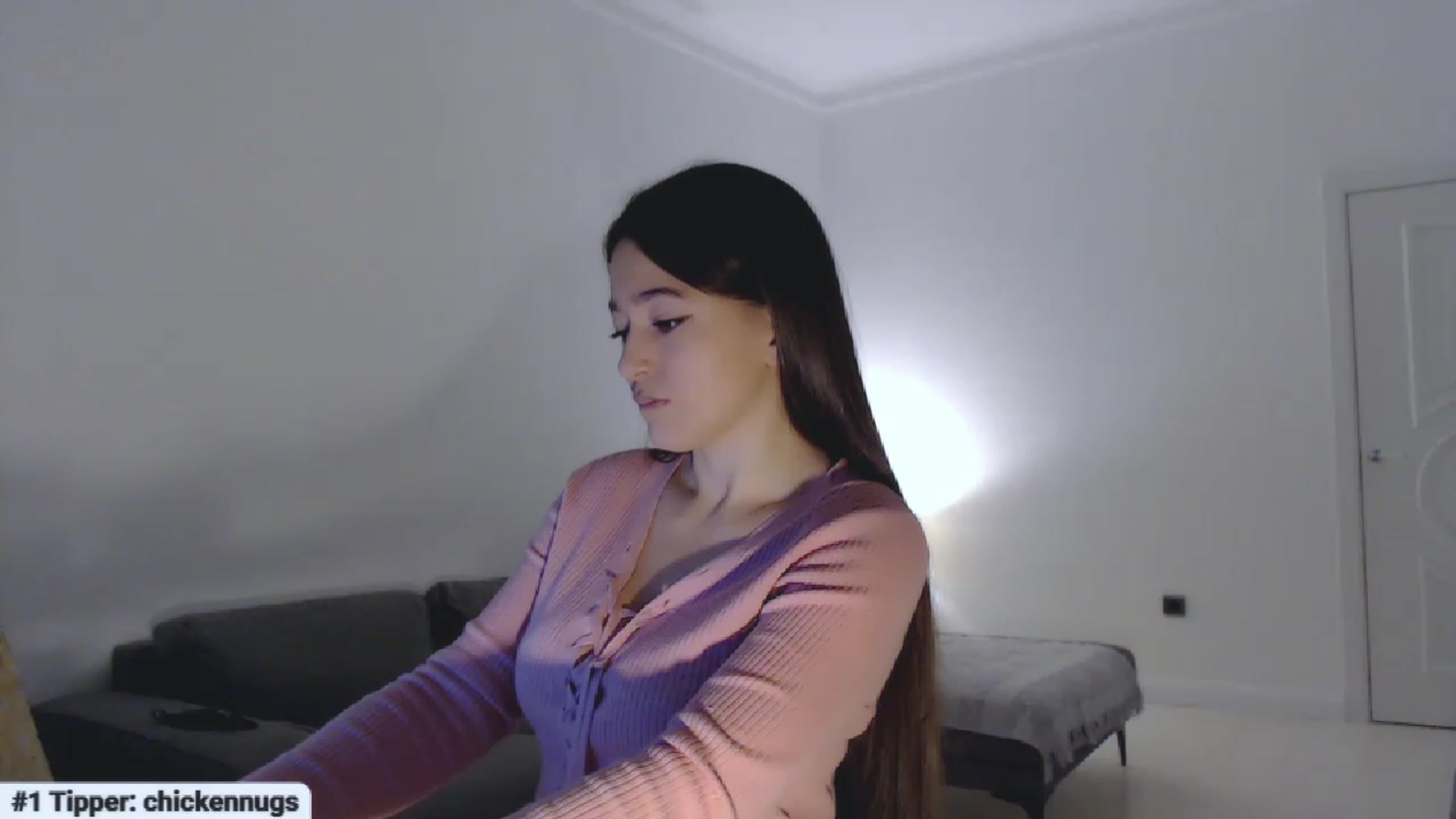 Gallery image thumbnail from Lucky_V's myfreecams stream on, 11/28/2022, 21:38 image 6 of 20