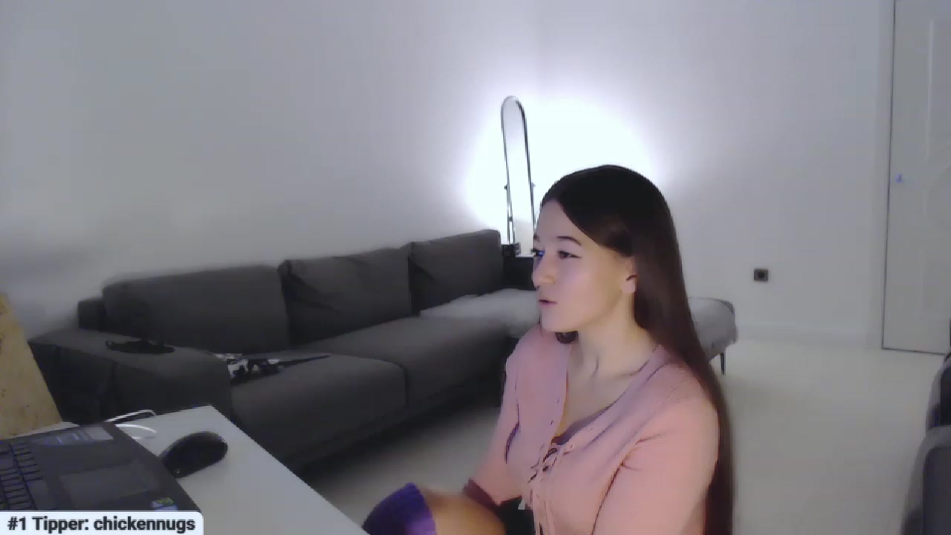 Gallery image thumbnail from Lucky_V's myfreecams stream on, 11/28/2022, 22:19 image 7 of 20