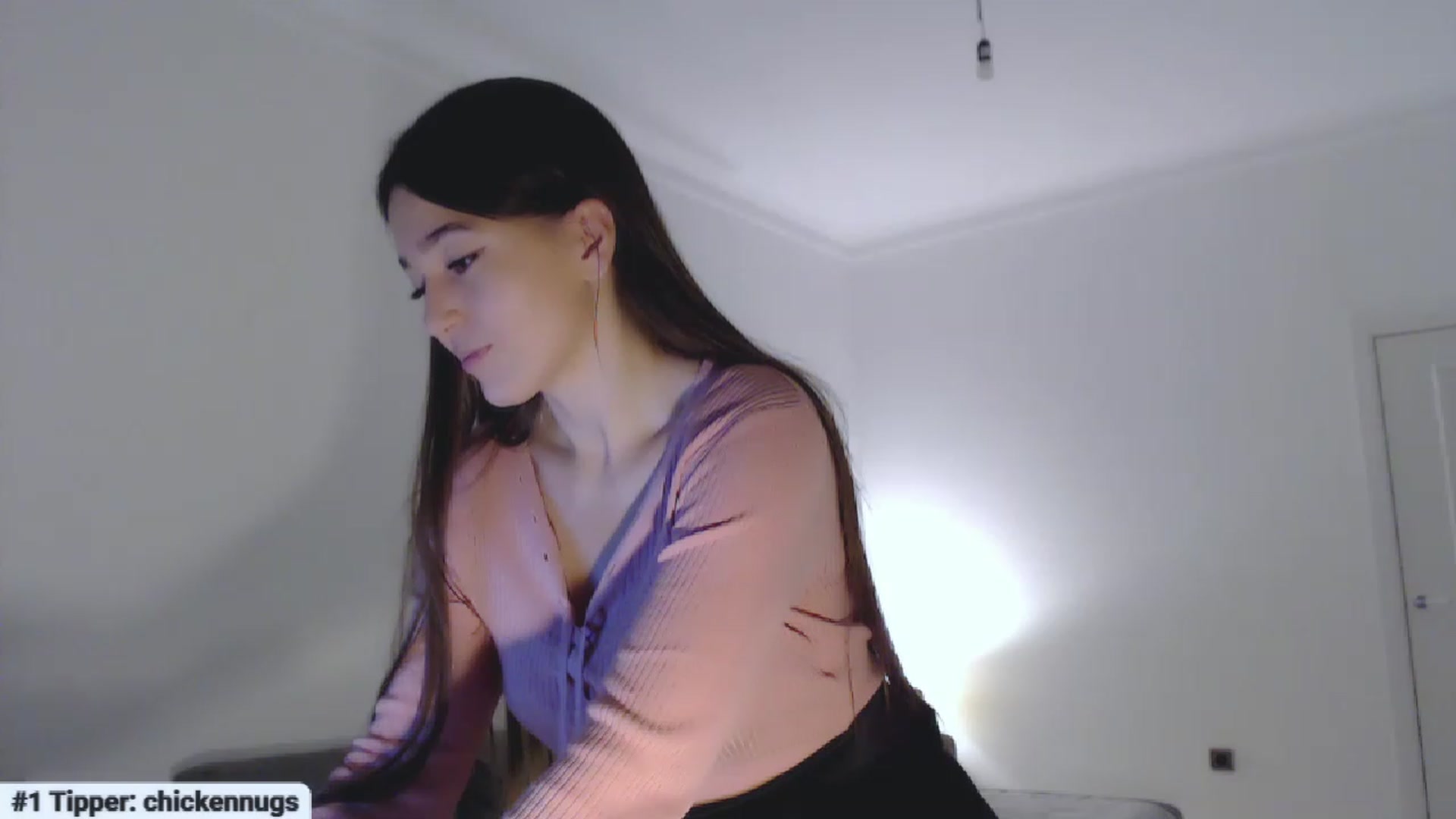 Gallery image thumbnail from Lucky_V's myfreecams stream on, 11/28/2022, 23:20 image 14 of 20