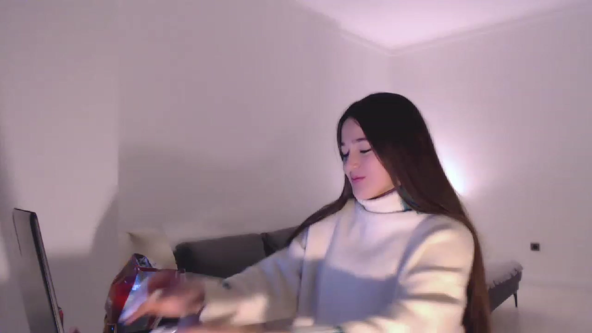 Gallery image thumbnail from Lucky_V's myfreecams stream on, 12/30/2022, 23:05 image 5 of 20