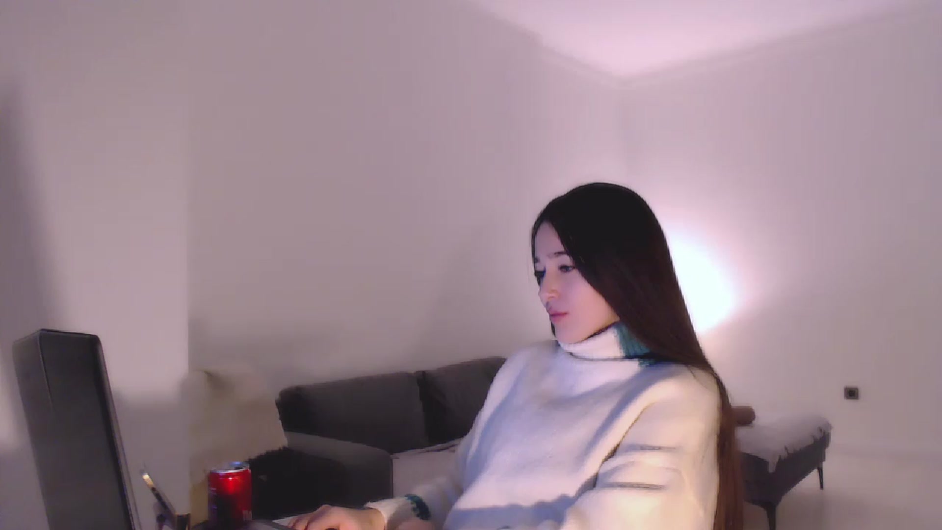 Gallery image thumbnail from Lucky_V's myfreecams stream on, 12/31/2022, 01:04 image 14 of 20