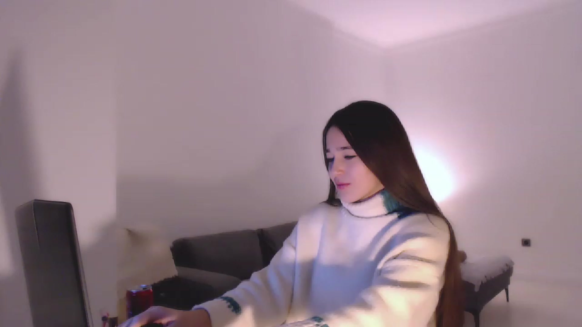 Gallery image thumbnail from Lucky_V's myfreecams stream on, 12/31/2022, 01:04 image 20 of 20