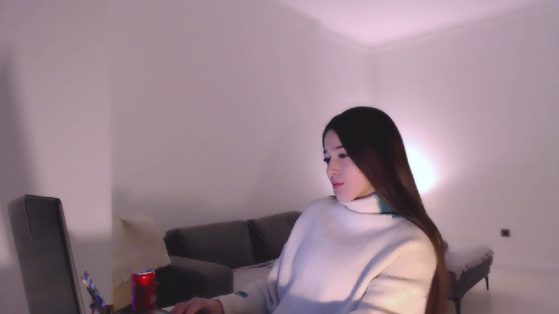 Gallery image thumbnail from Lucky_V's myfreecams stream on, 12/31/2022, 01:04 image 4 of 20