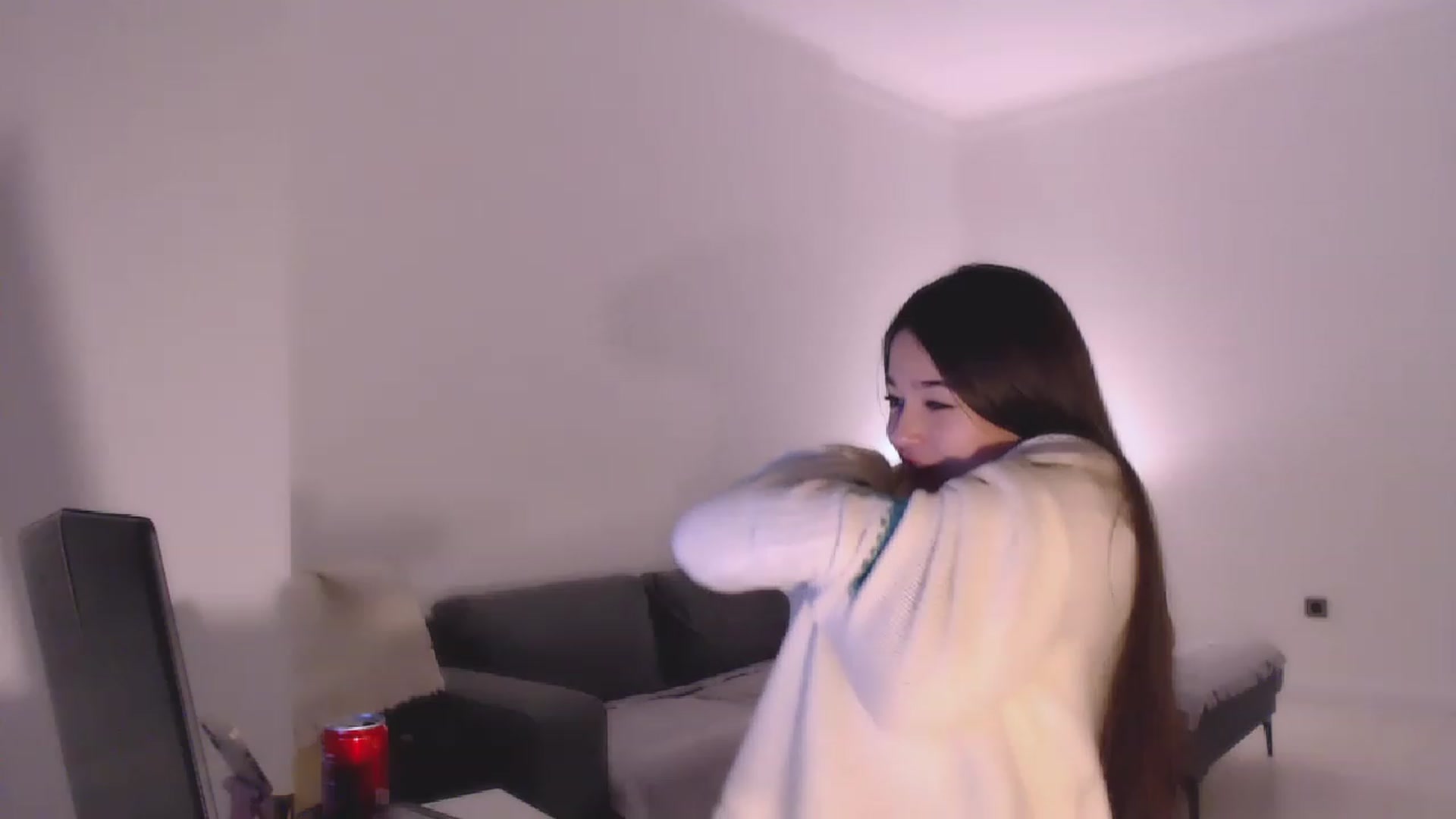 Gallery image thumbnail from Lucky_V's myfreecams stream on, 12/31/2022, 01:04 image 10 of 20