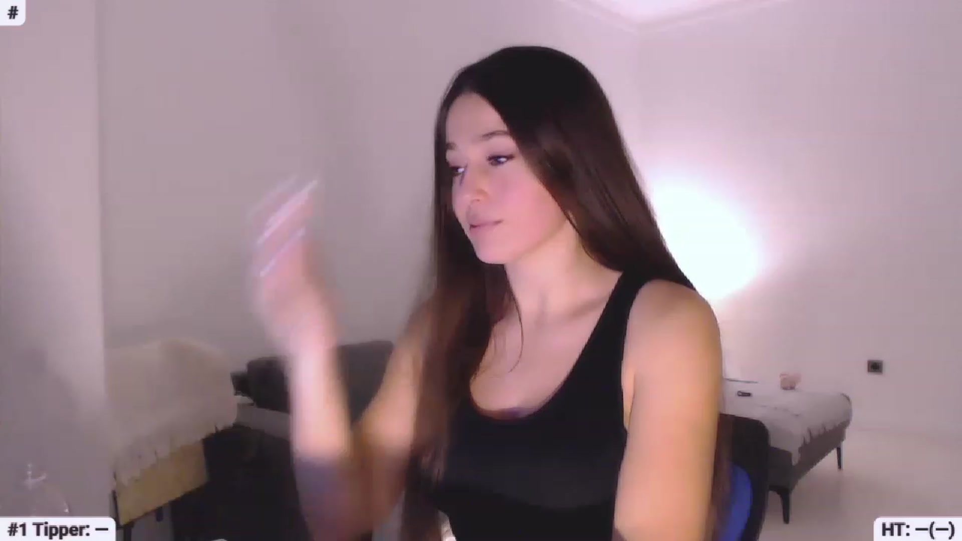 Gallery image thumbnail from Lucky_V's myfreecams stream on, 01/08/2023, 20:04 image 13 of 20