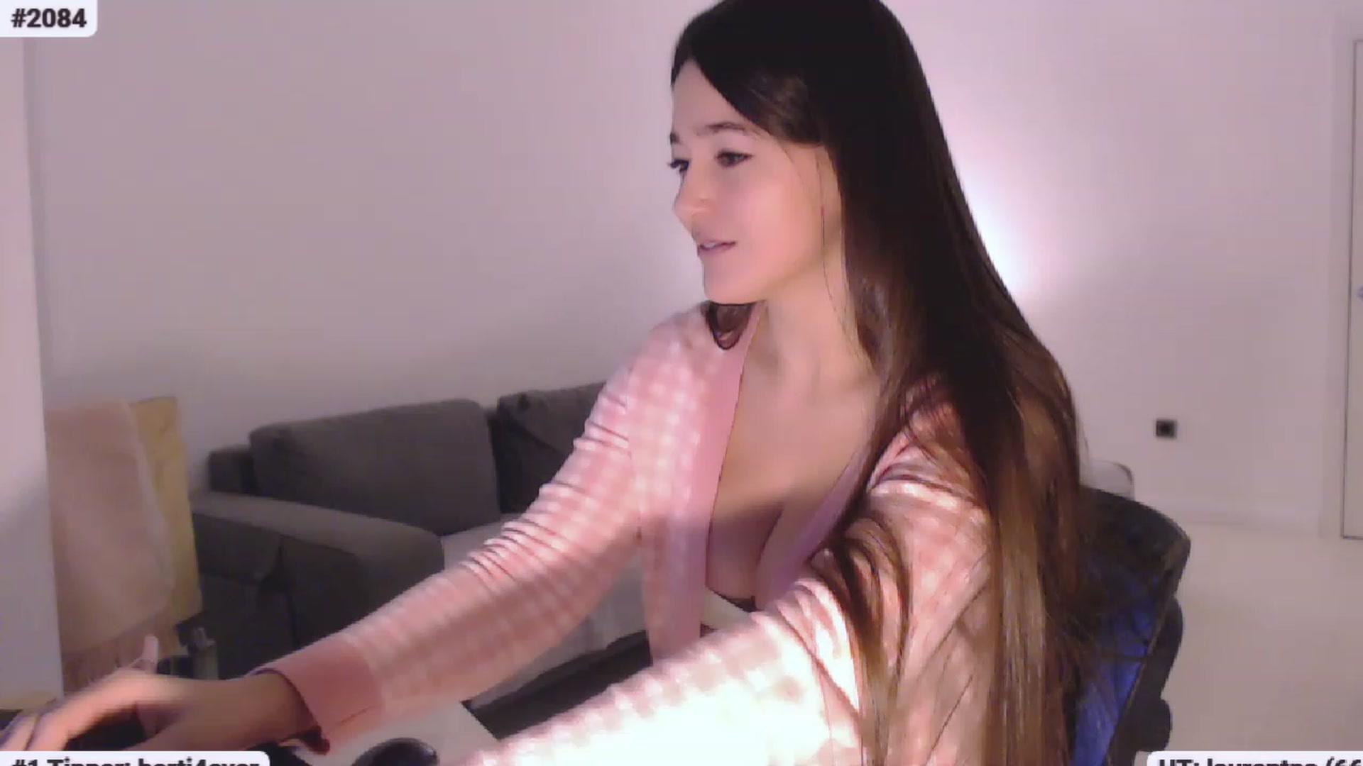 Gallery image thumbnail from Lucky_V's myfreecams stream on, 01/16/2023, 01:18 image 17 of 20