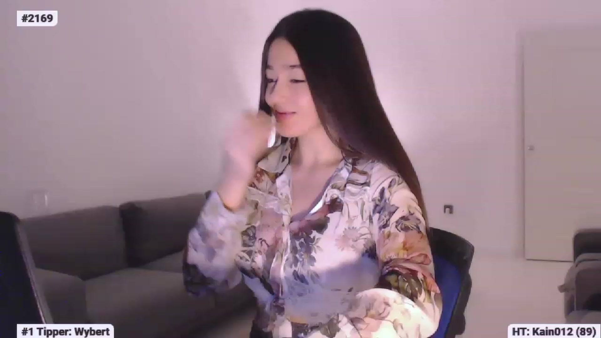 Gallery image thumbnail from Lucky_V's myfreecams stream on, 01/23/2023, 24:01 image 12 of 20