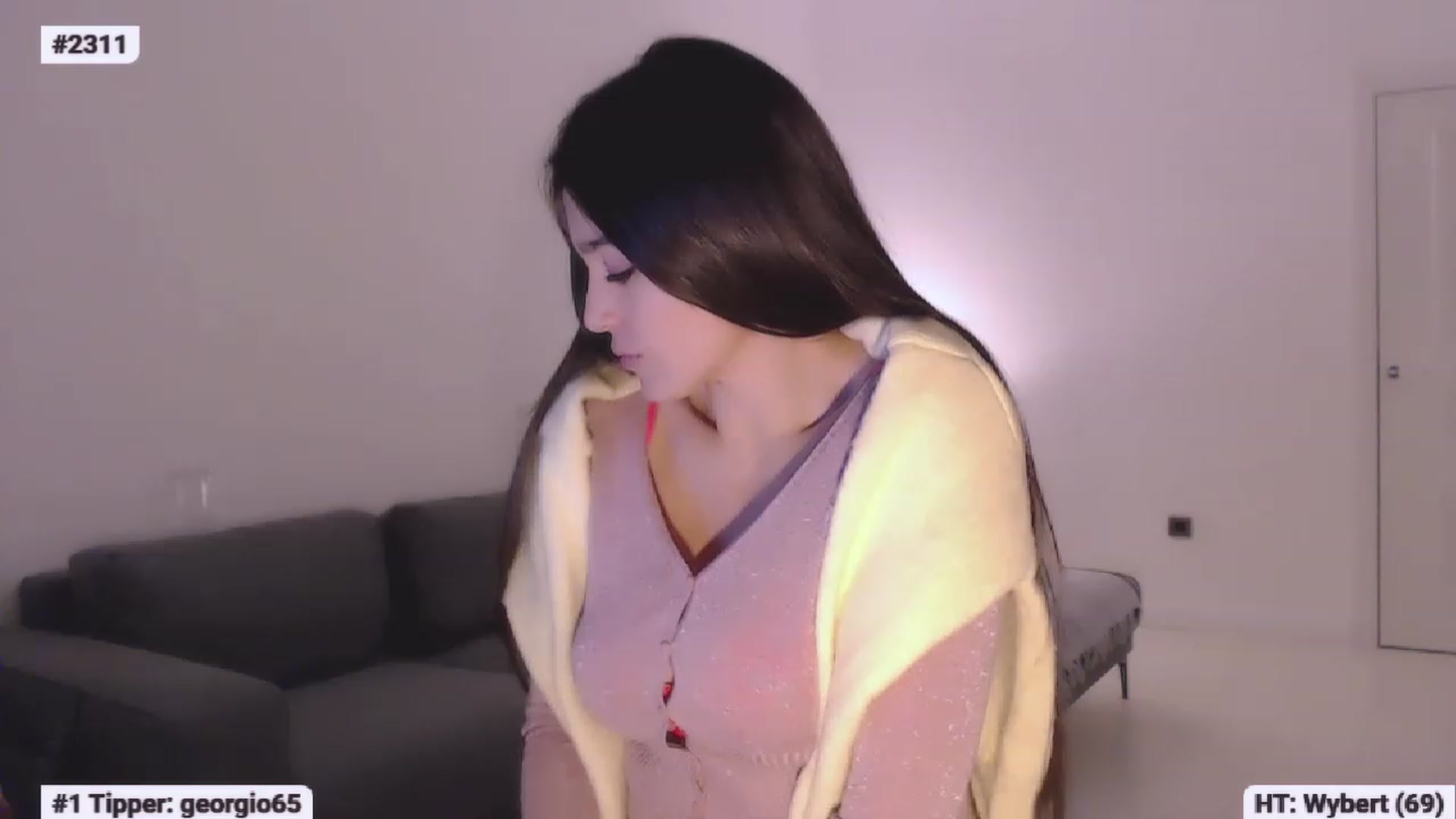 Gallery image thumbnail from Lucky_V's myfreecams stream on, 01/25/2023, 20:53 image 20 of 20