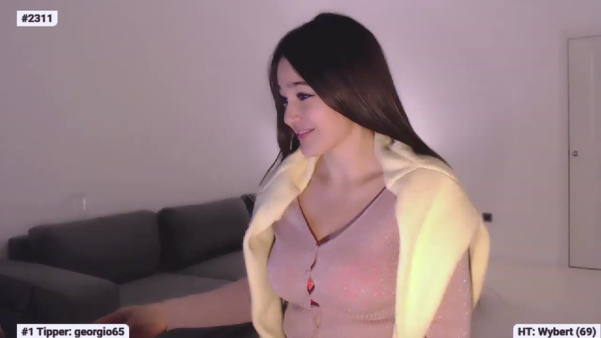 Gallery image thumbnail from Lucky_V's myfreecams stream on, 01/25/2023, 20:53 image 10 of 20
