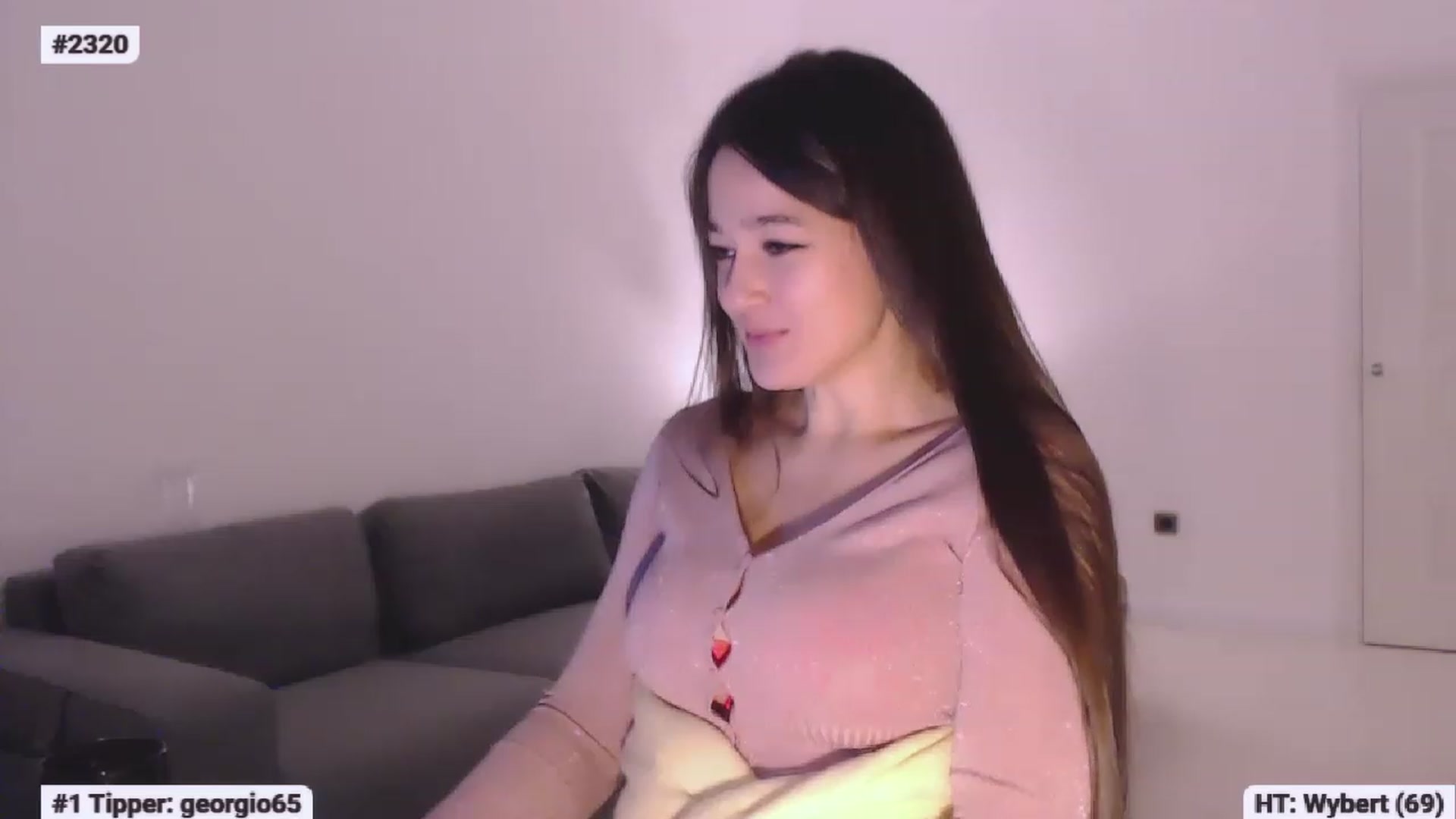 Gallery image thumbnail from Lucky_V's myfreecams stream on, 01/25/2023, 23:08 image 16 of 20