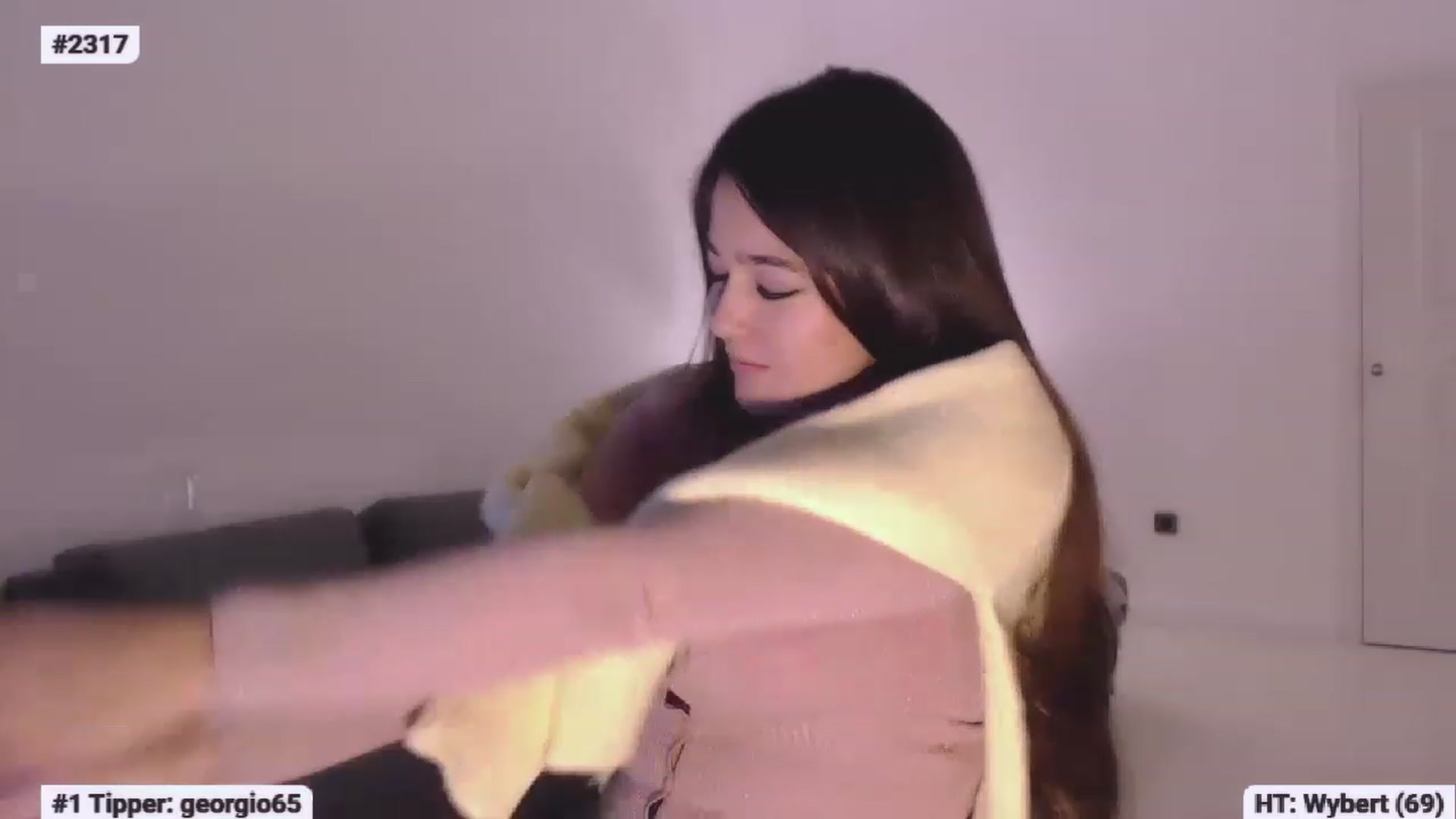 Gallery image thumbnail from Lucky_V's myfreecams stream on, 01/25/2023, 23:08 image 8 of 20