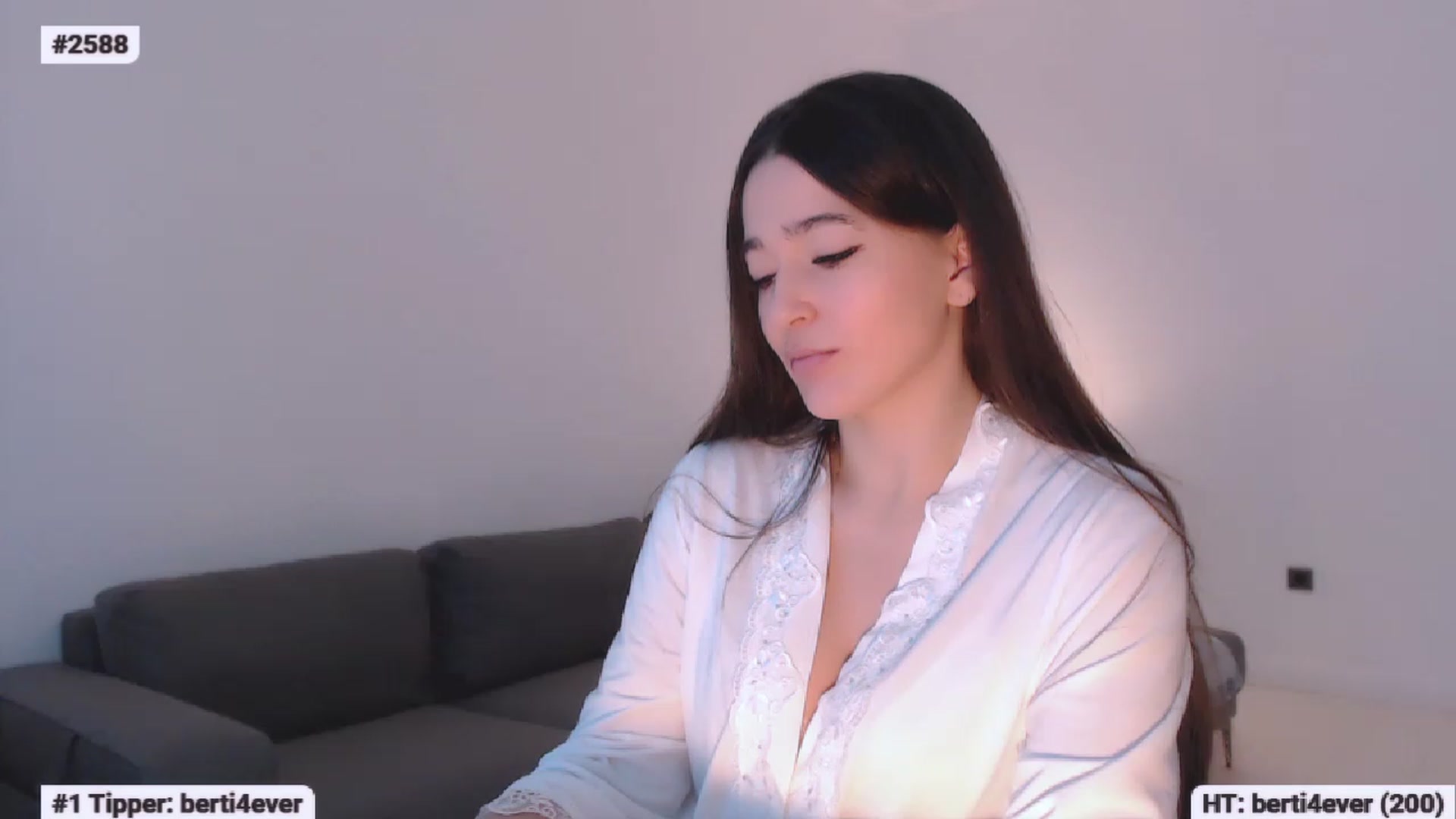 Gallery image thumbnail from Lucky_V's myfreecams stream on, 01/29/2023, 10:22 image 19 of 20