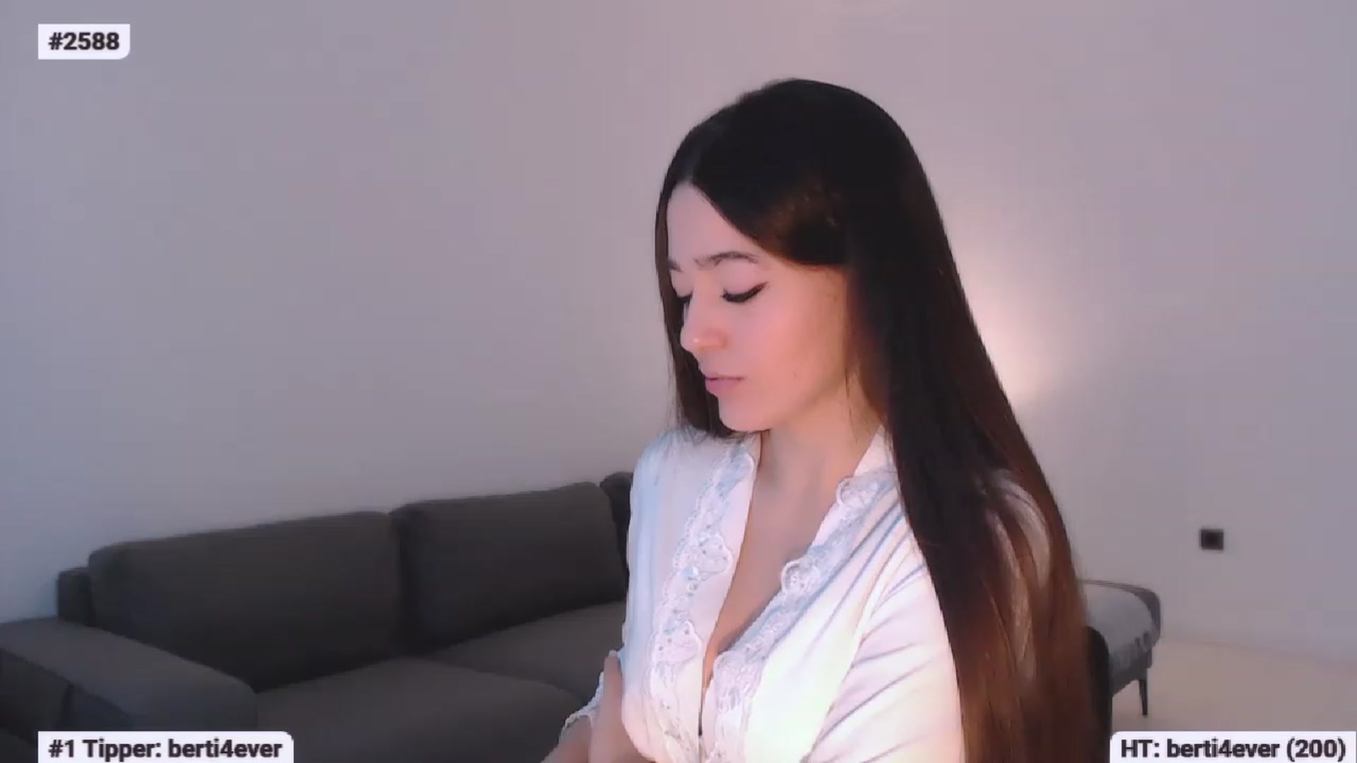 Gallery image thumbnail from Lucky_V's myfreecams stream on, 01/29/2023, 10:50 image 13 of 20