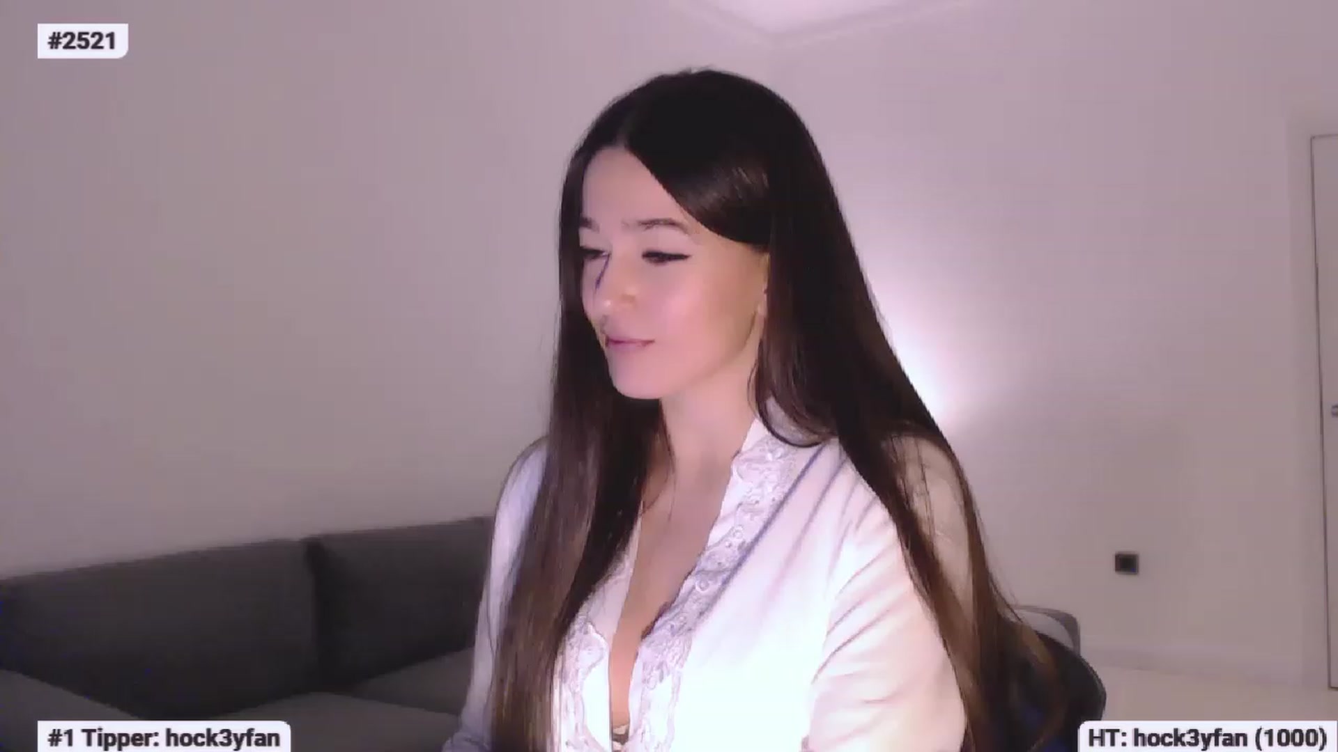 Gallery image thumbnail from Lucky_V's myfreecams stream on, 01/29/2023, 19:11 image 9 of 20