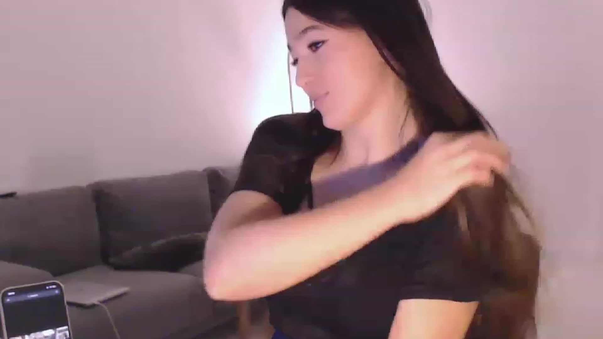 Gallery image thumbnail from Lucky_V's myfreecams stream on, 02/05/2023, 17:42 image 12 of 20