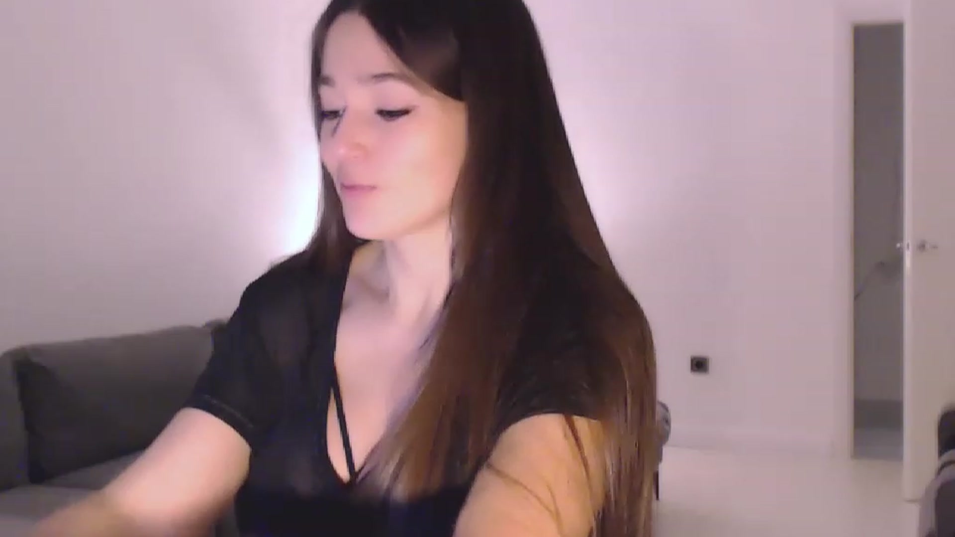 Gallery image thumbnail from Lucky_V's myfreecams stream on, 02/05/2023, 19:24 image 7 of 20