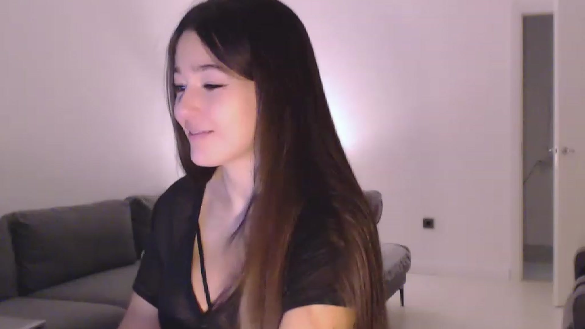 Gallery image thumbnail from Lucky_V's myfreecams stream on, 02/05/2023, 19:24 image 17 of 20