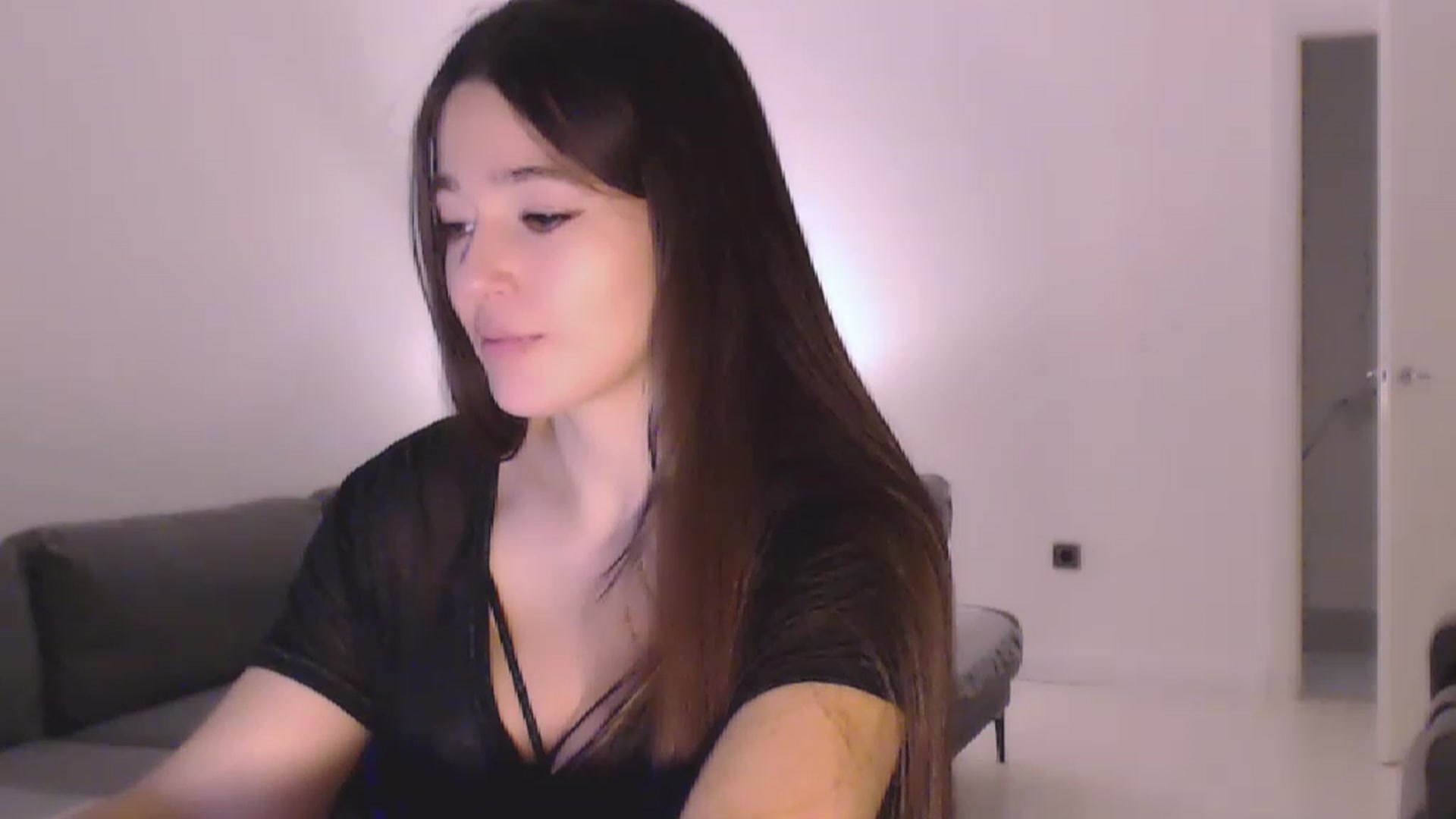 Gallery image thumbnail from Lucky_V's myfreecams stream on, 02/05/2023, 19:24 image 14 of 20