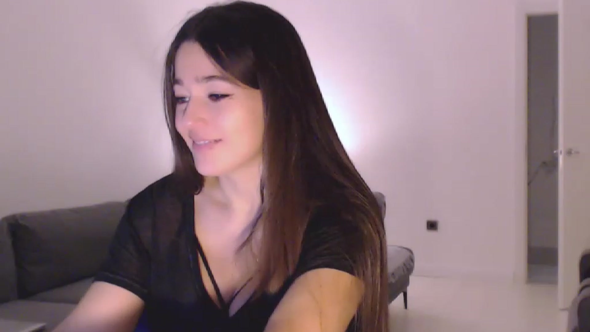 Gallery image thumbnail from Lucky_V's myfreecams stream on, 02/05/2023, 19:24 image 18 of 20