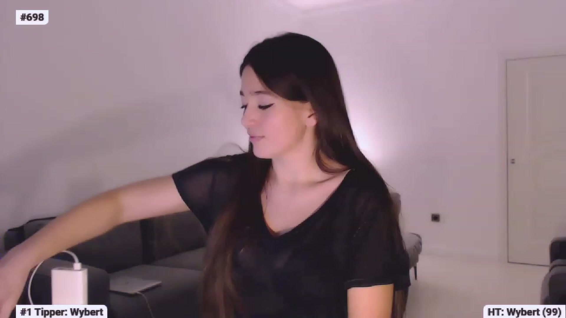 Gallery image thumbnail from Lucky_V's myfreecams stream on, 02/05/2023, 21:43 image 8 of 20