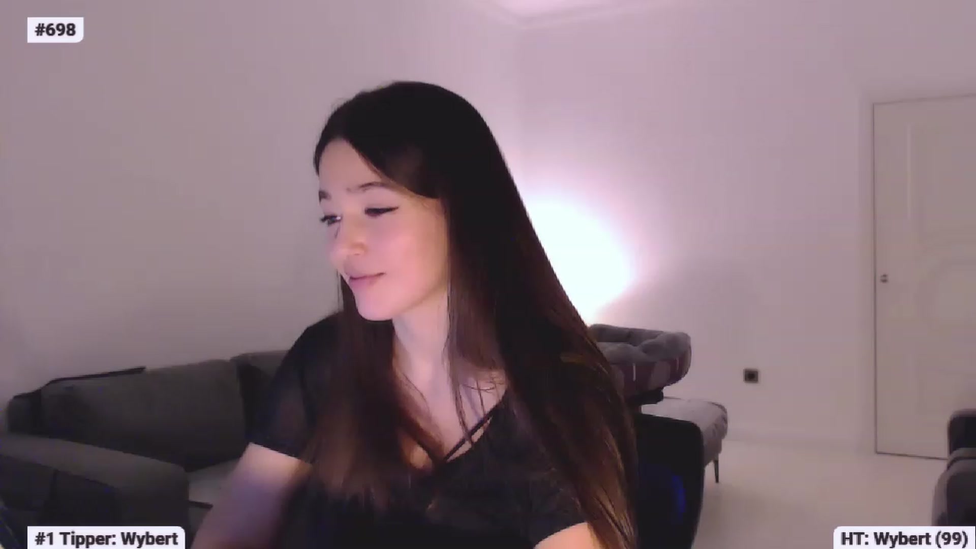 Gallery image thumbnail from Lucky_V's myfreecams stream on, 02/05/2023, 21:43 image 4 of 20